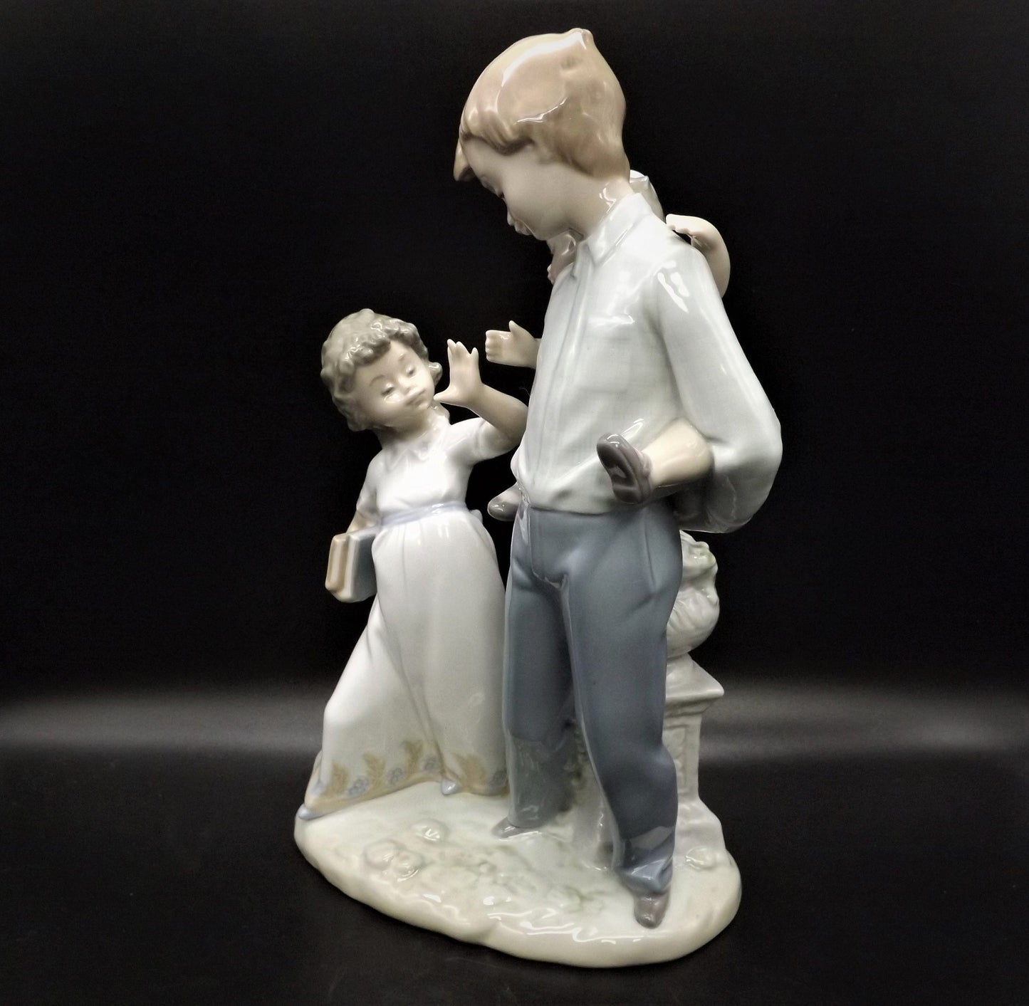 Vintage Lladro "Back to School" Figurine #5702 with Original Box