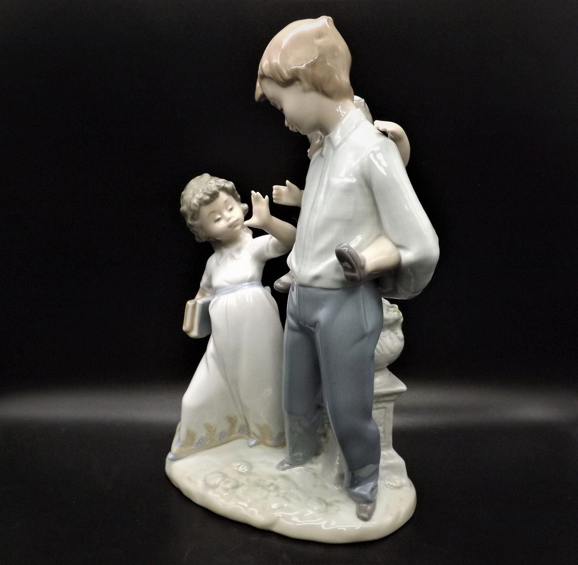 Vintage Lladro "Back to School" Figurine #5702 with Original Box