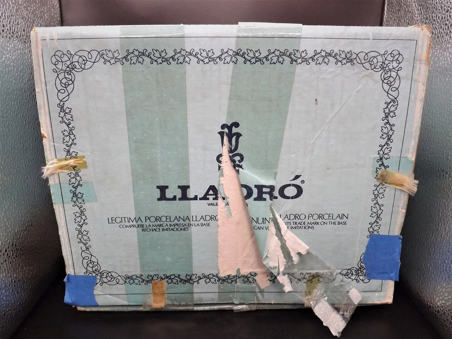 Vintage Lladro "Back to School" Figurine #5702 with Original Box