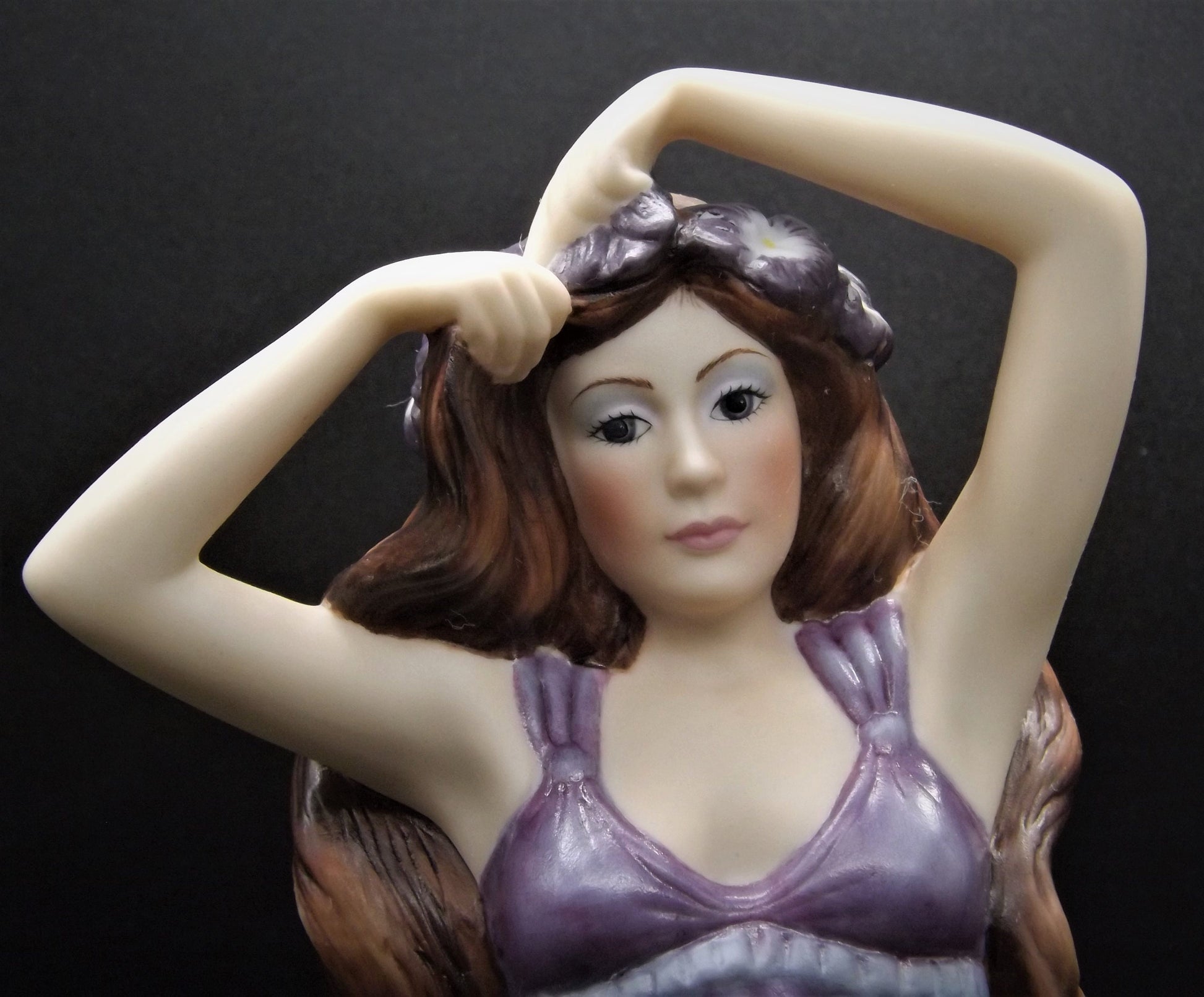 Vintage 1989 Franklin Mint Lady Violet Figurine