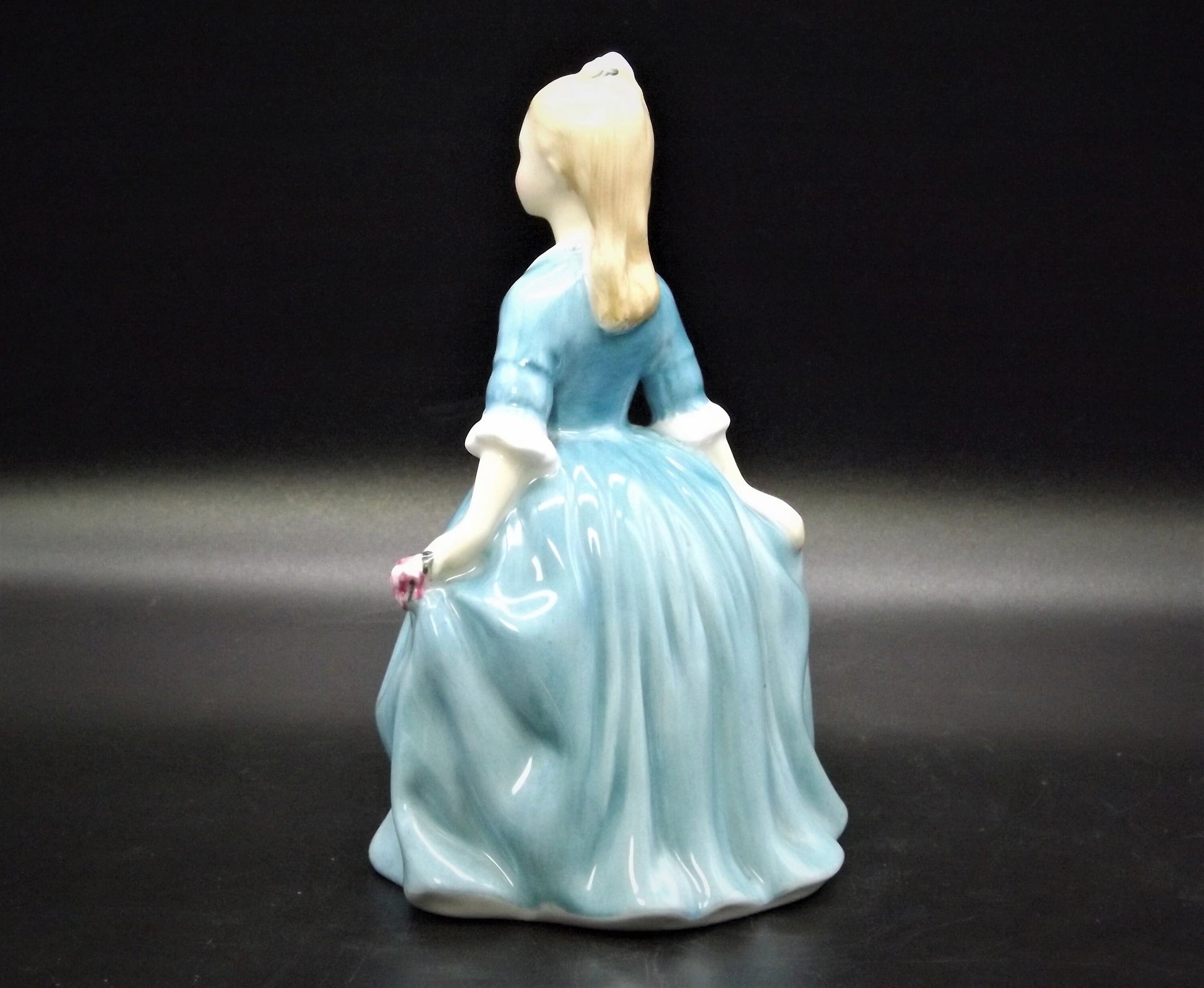 Vintage Royal Doulton Figurine: "A Child from Williamsburg" HN2154