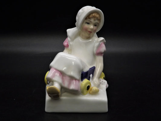 Vintage Royal Doulton "Nell" Figurine HN3014 - Kate Greenaway Series