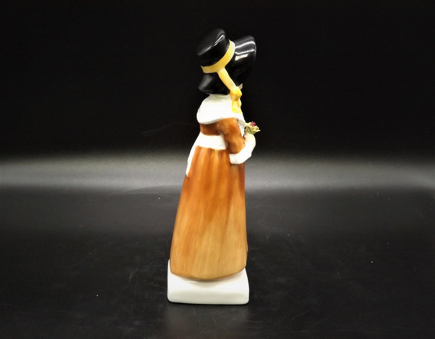 Vintage Royal Doulton Louise Figurine HN2869, Kate Greenaway Series