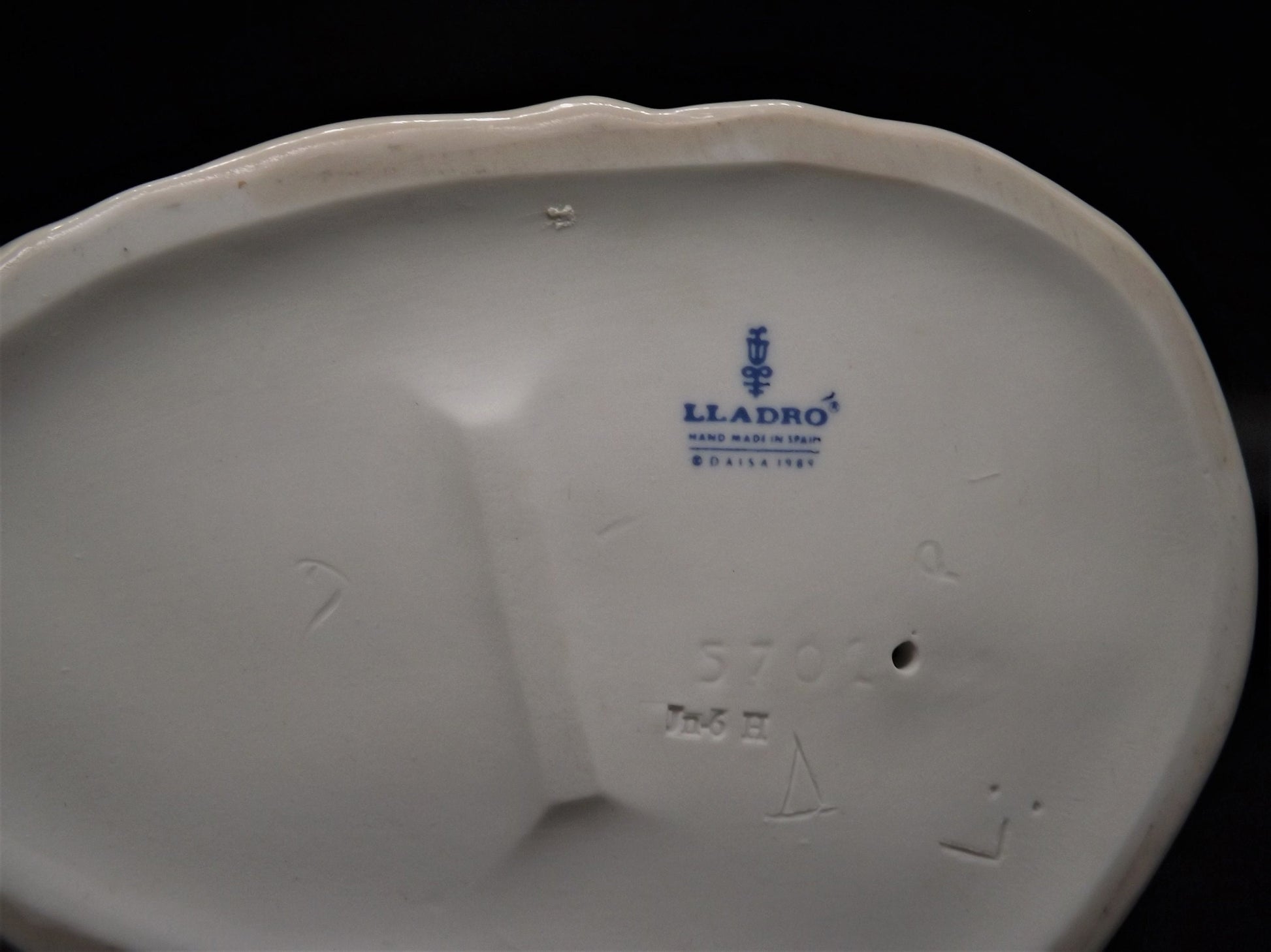 Vintage Lladro "Back to School" Figurine #5702 with Original Box