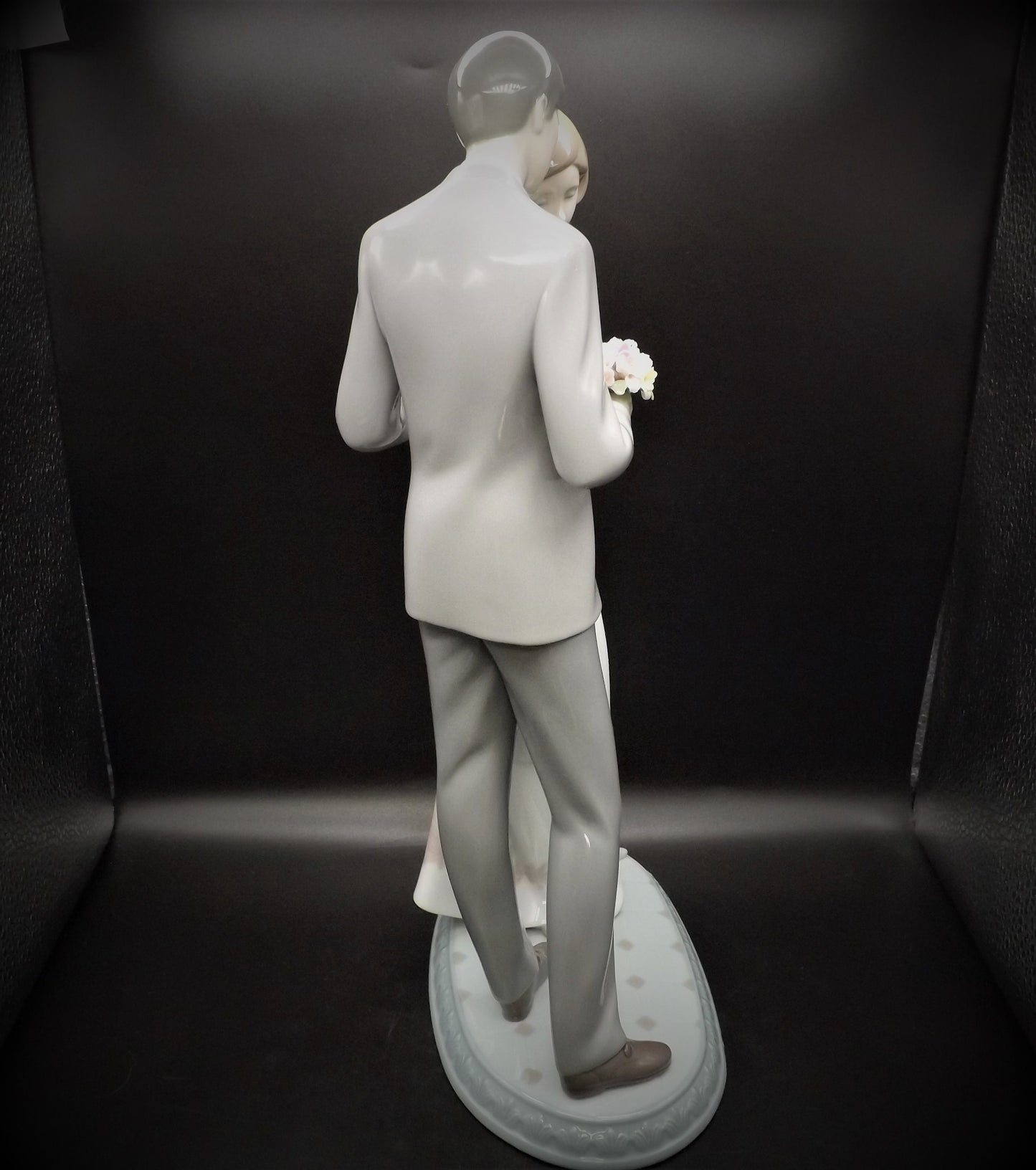 Vintage Lladro "Declaration of Love" Figurine #6597