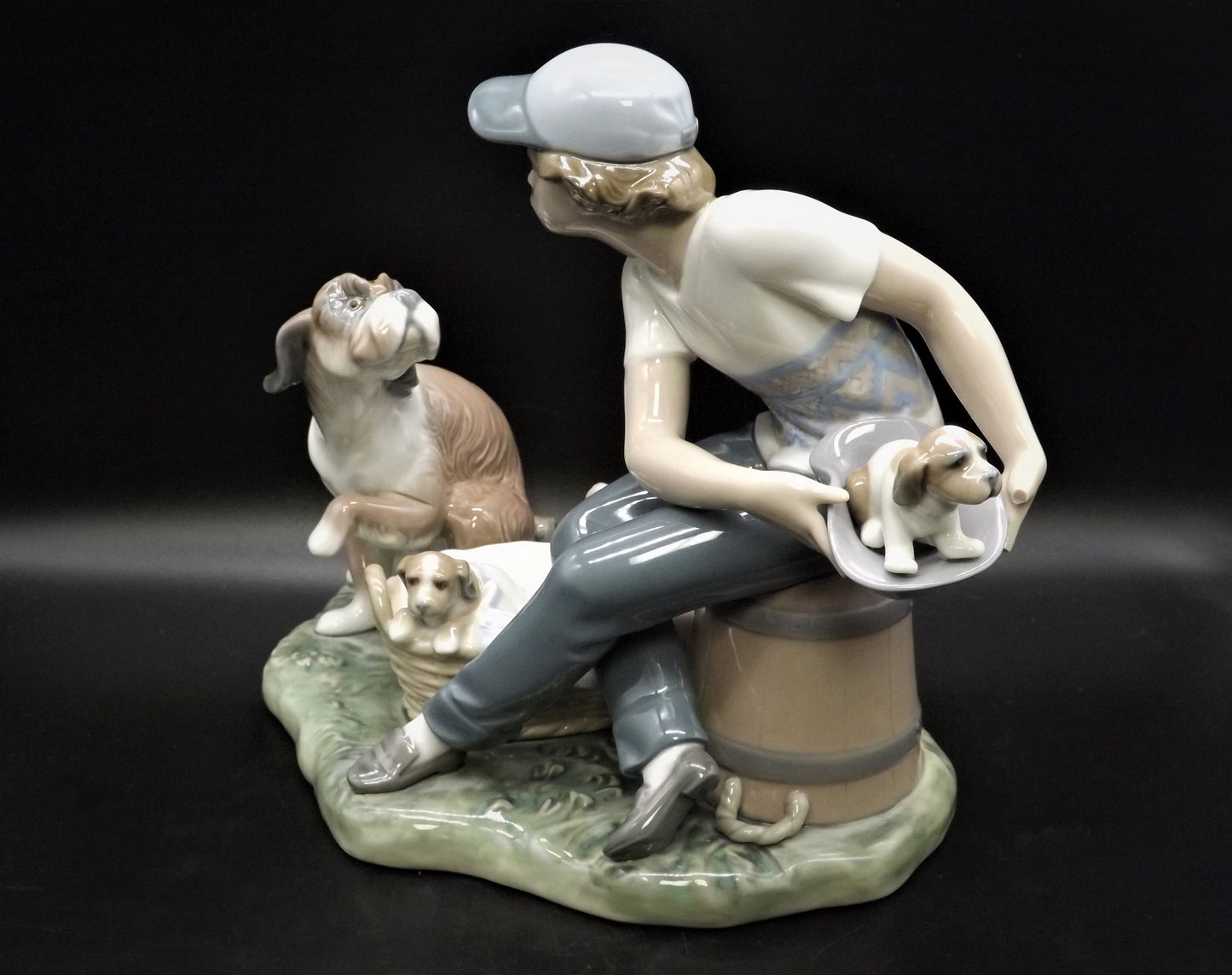 Vintage Lladro Figurine: "This One's Mine" Boy with Puppy #5376