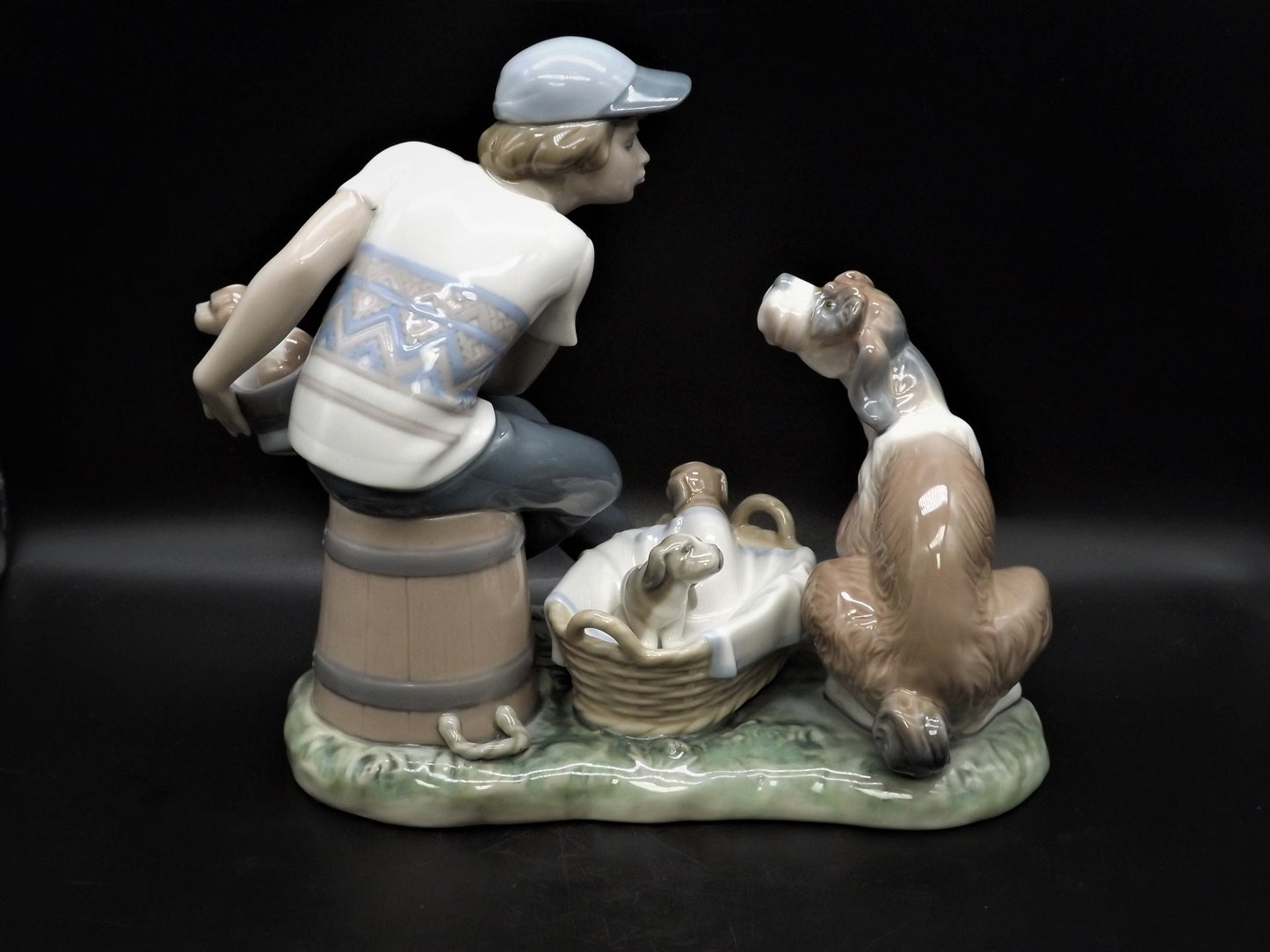 Vintage Lladro Figurine: "This One's Mine" Boy with Puppy #5376