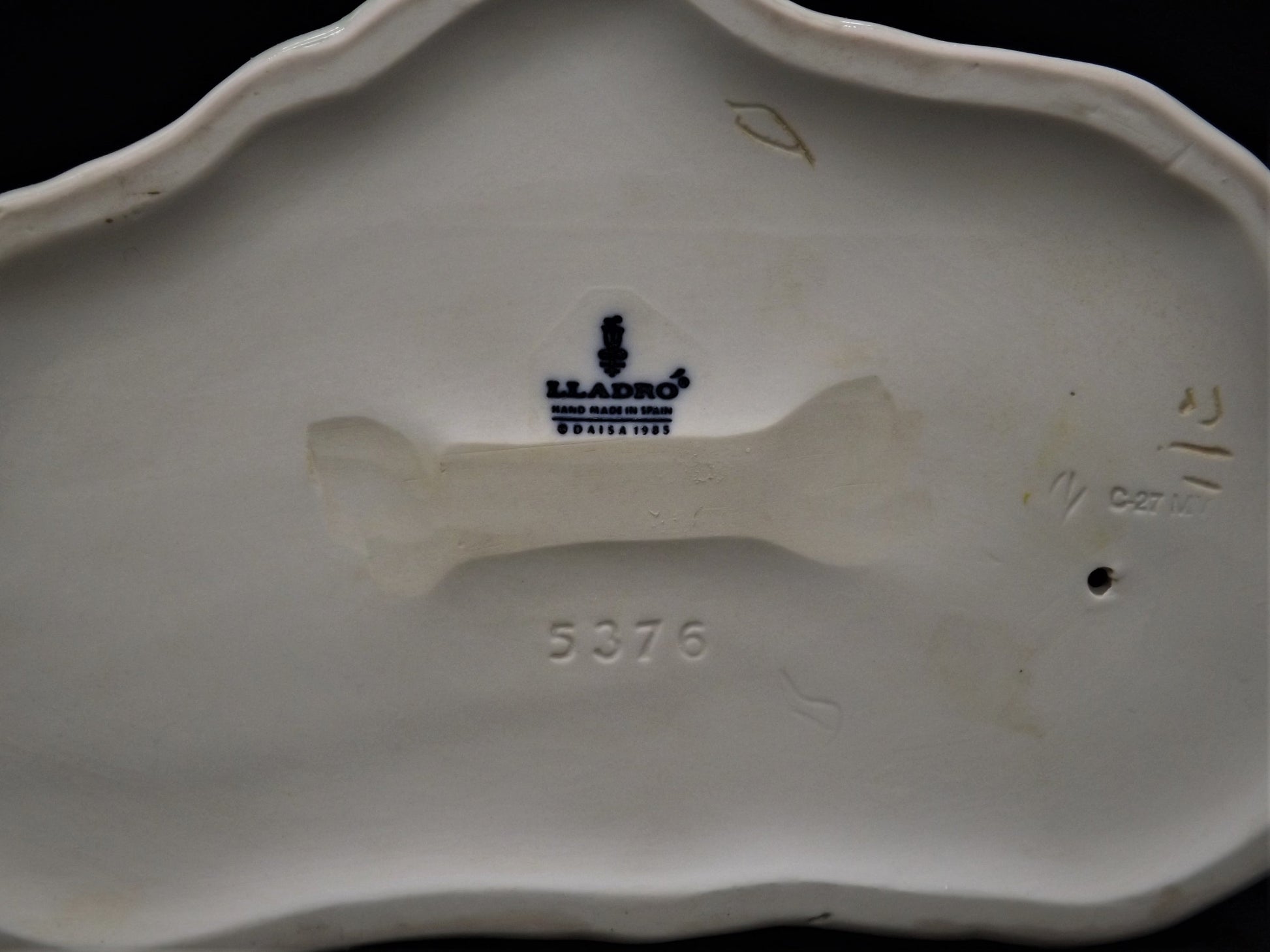 Vintage Lladro Figurine: "This One's Mine" Boy with Puppy #5376