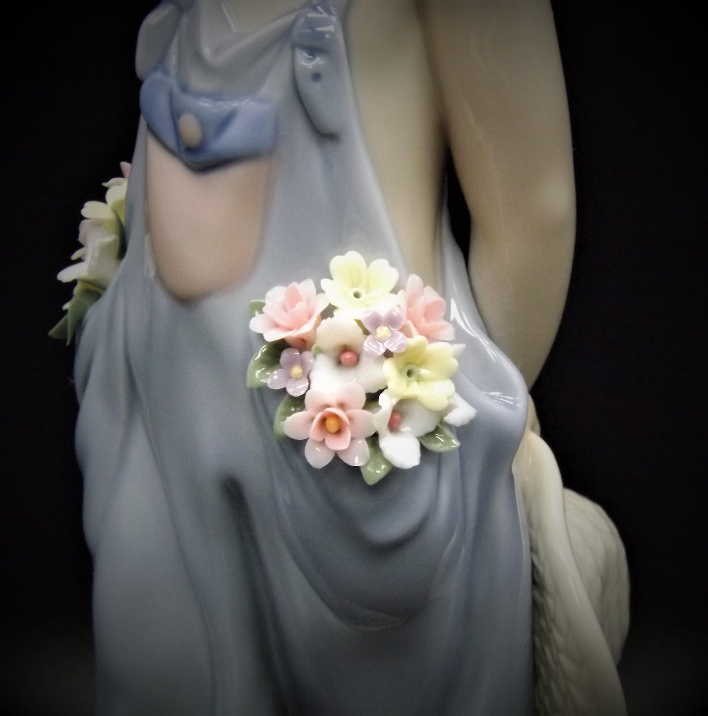 Vintage Lladro Figurine: "Pocketful of Wishes" Boy with Flowers #7650