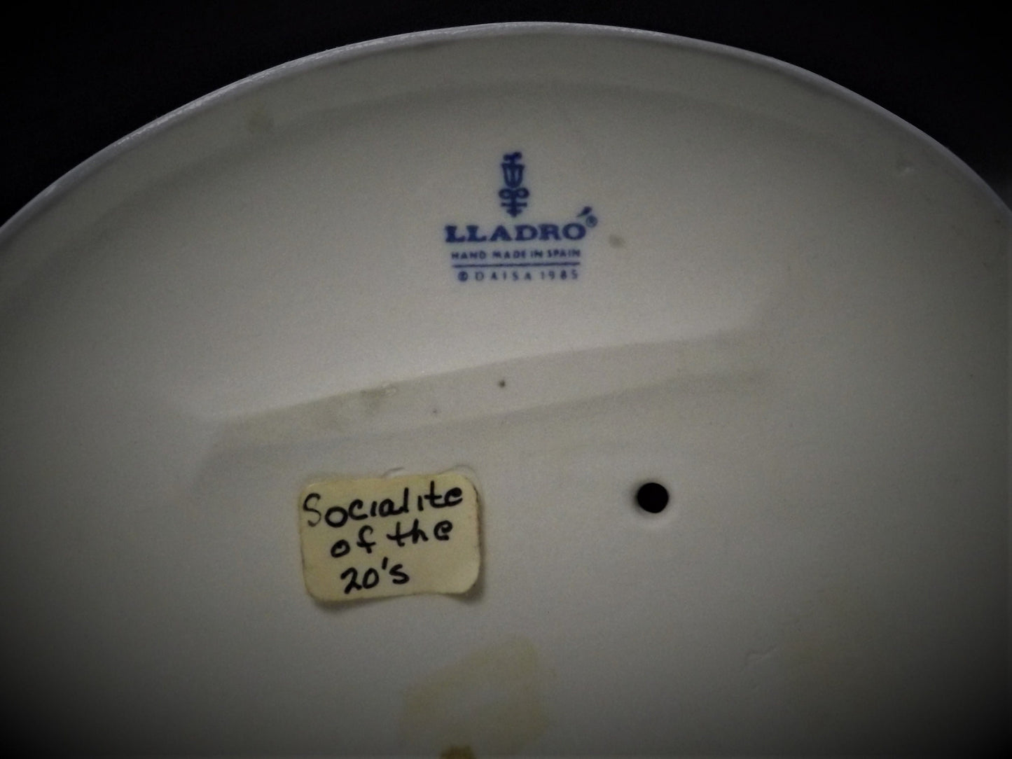 Vintage Lladro Figurine: "Socialite of the 20's" #5283, Original Box