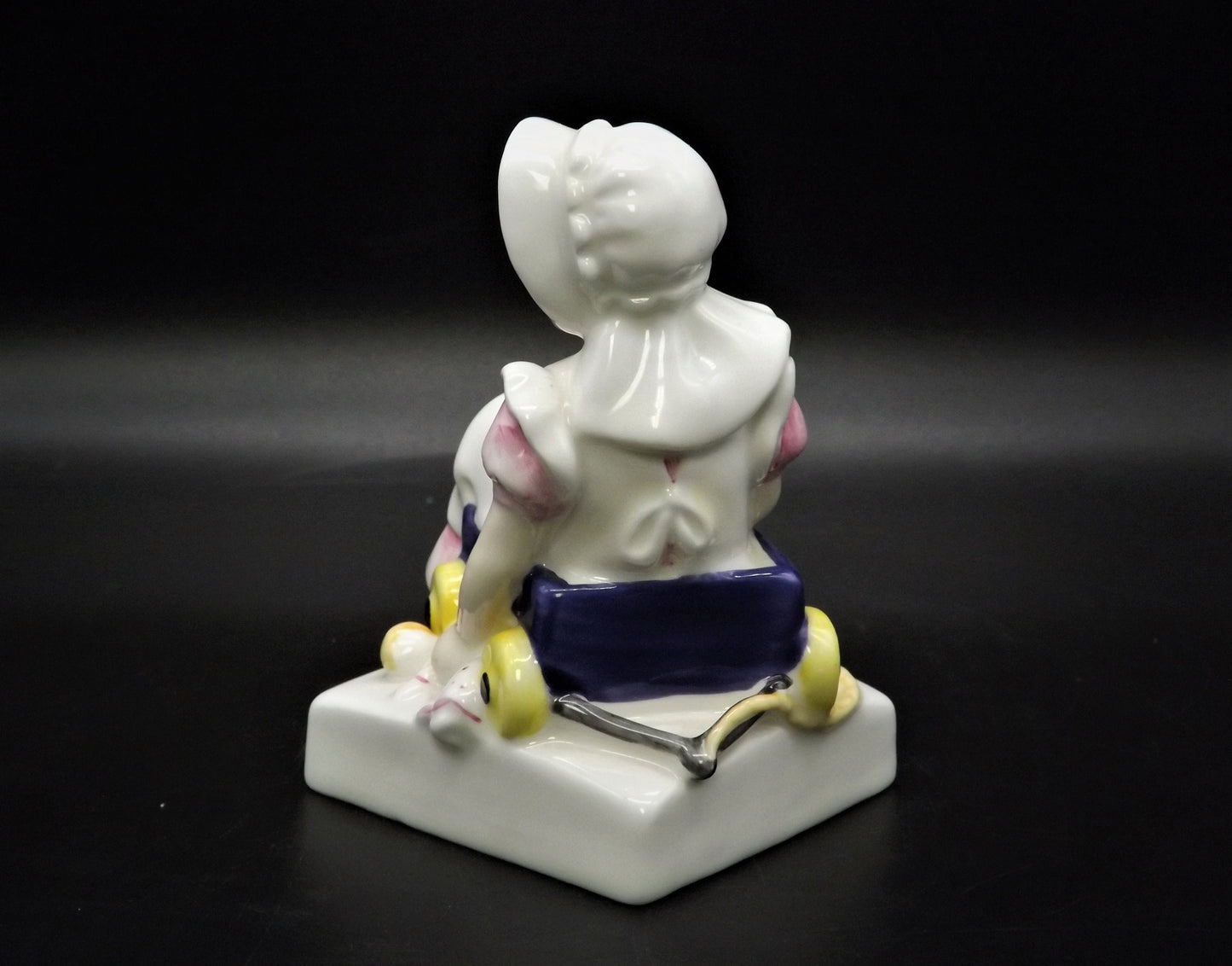 Vintage Royal Doulton "Nell" Figurine HN3014 - Kate Greenaway Series