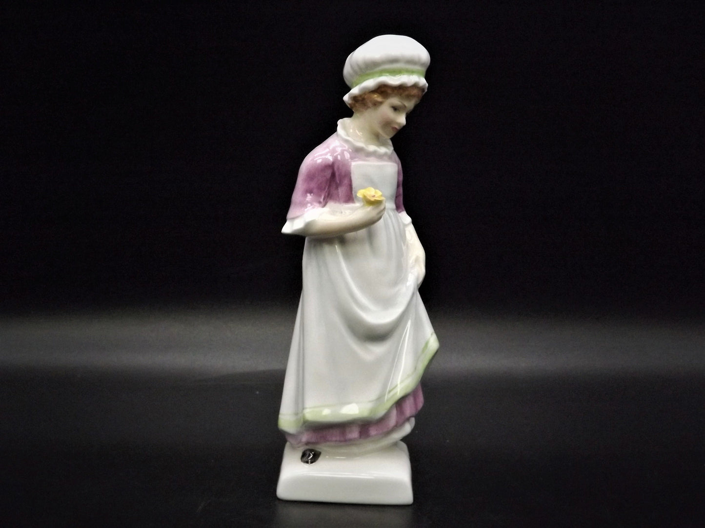 Vintage Royal Doulton "Beth" Figurine HN2870: Kate Greenaway Series
