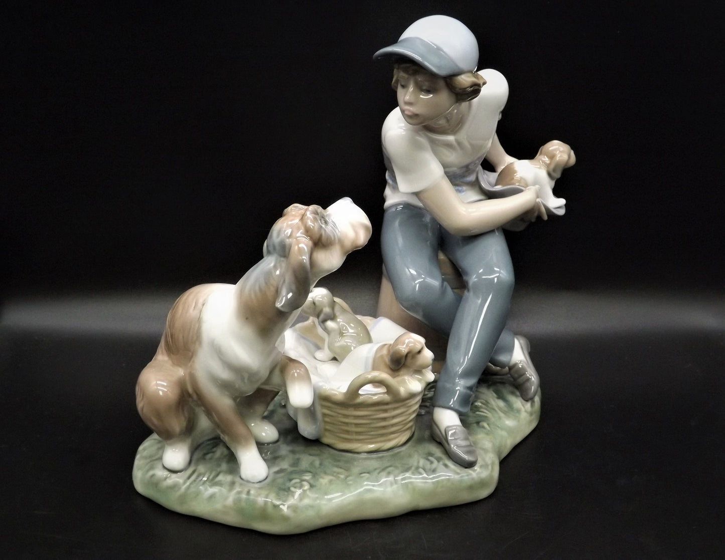 Vintage Lladro Figurine: "This One's Mine" Boy with Puppy #5376