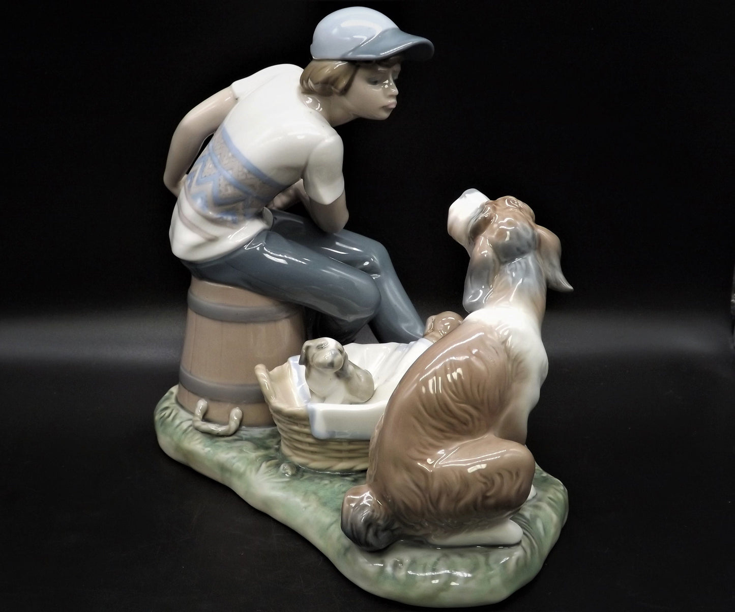 Vintage Lladro Figurine: "This One's Mine" Boy with Puppy #5376