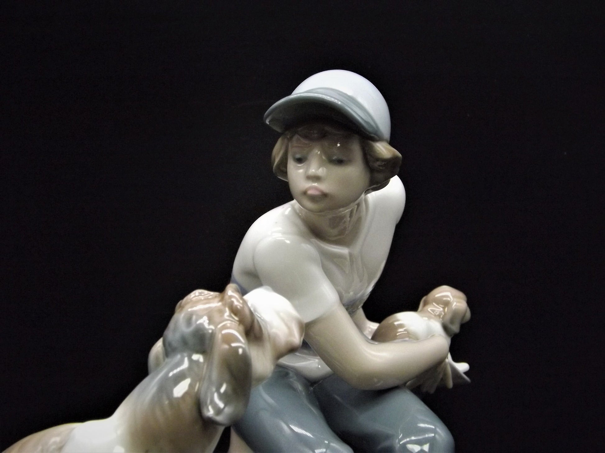 Vintage Lladro Figurine: "This One's Mine" Boy with Puppy #5376