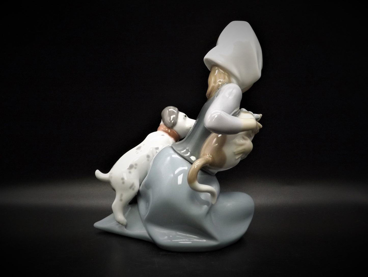 Vintage Lladro Figurine: "Dog and Cat" #5032, Girl with Kitten and Puppy