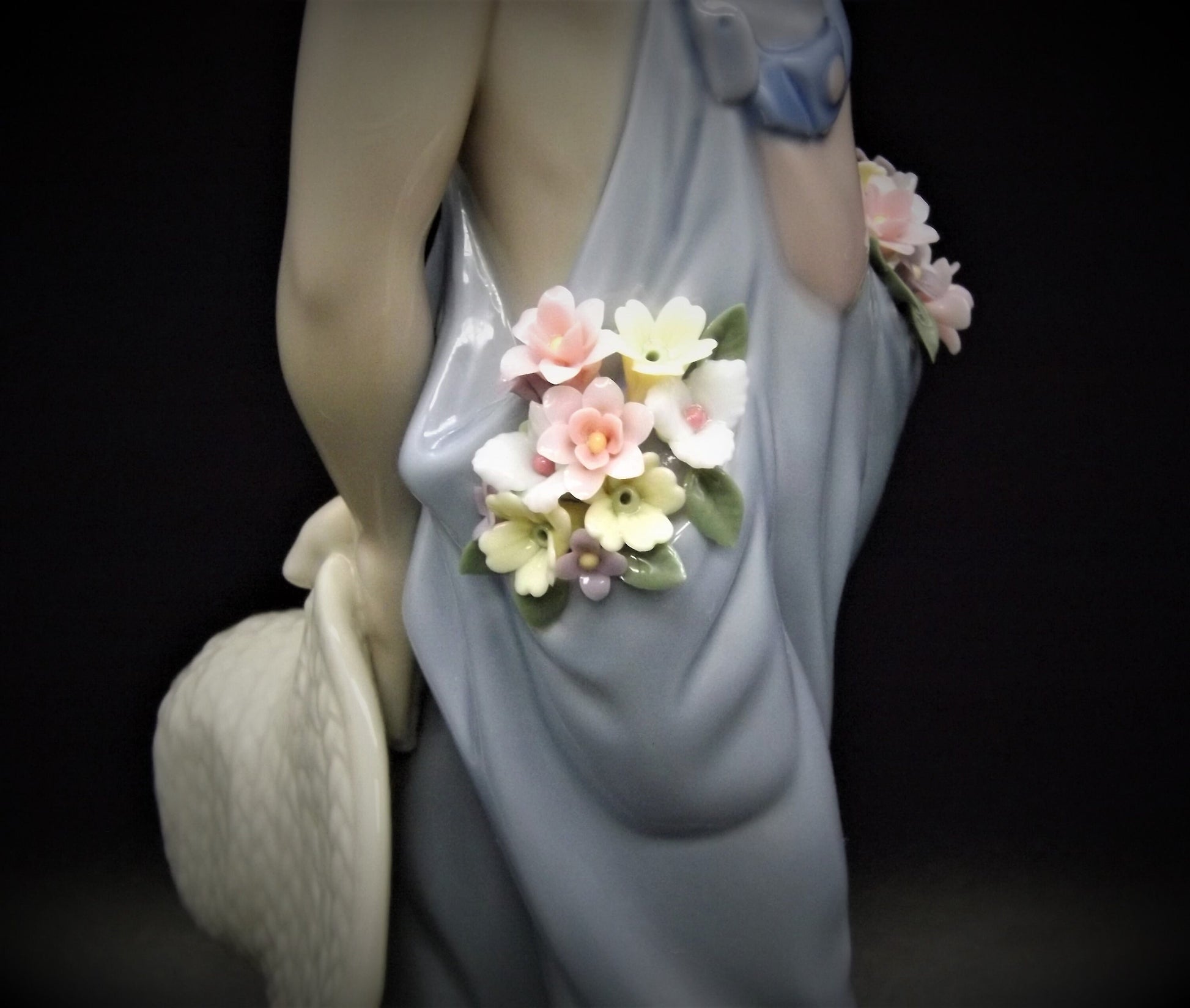 Vintage Lladro Figurine: "Pocketful of Wishes" Boy with Flowers #7650