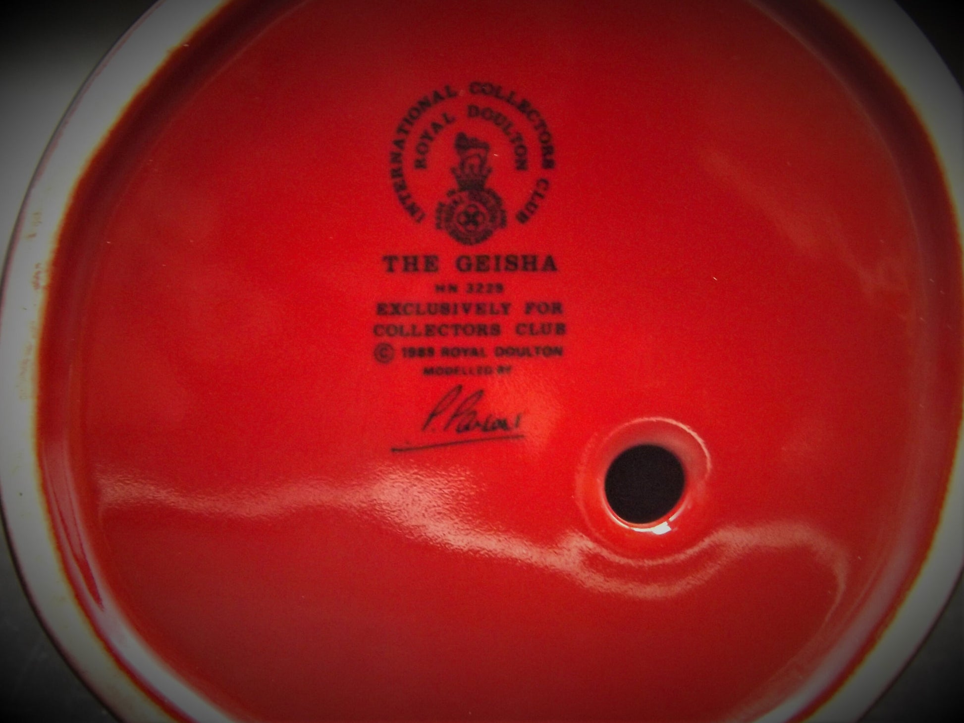 Vintage Royal Doulton Flambé Geisha Figurine HN 3229, 1989