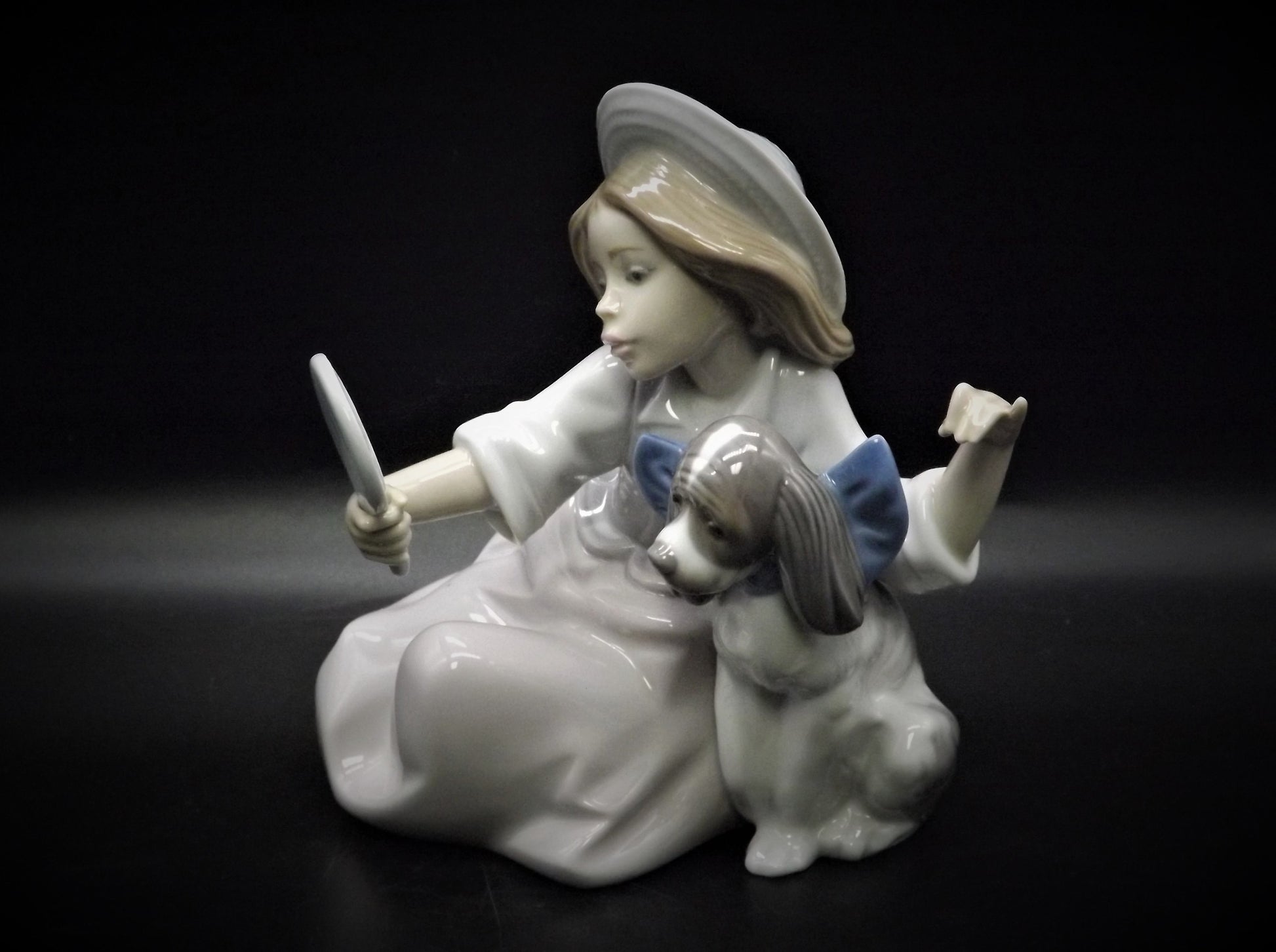 Vintage Lladro "Who's the Fairest" Figurine #5468