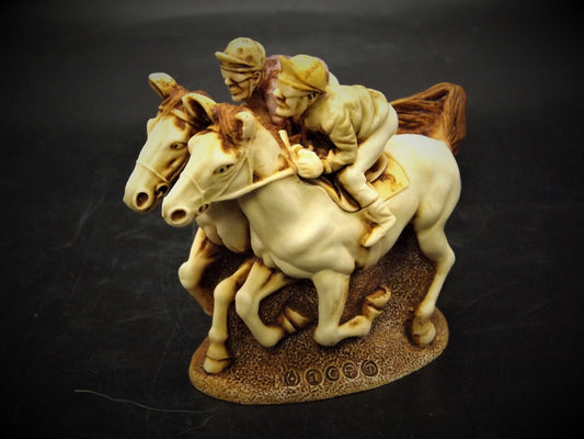 Retired 1996 Harmony Kingdom "Photo Finish" Horse Racing piece Excellent condition no box.