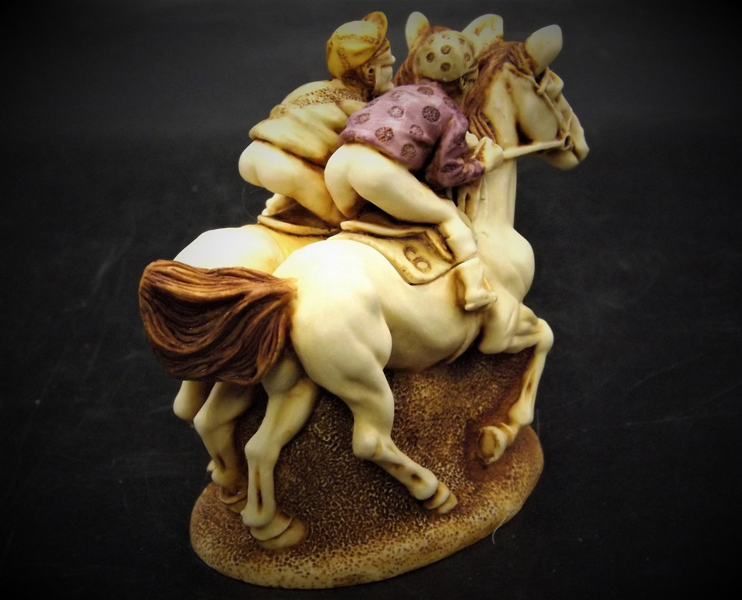 Retired 1996 Harmony Kingdom "Photo Finish" Horse Racing piece Excellent condition no box.