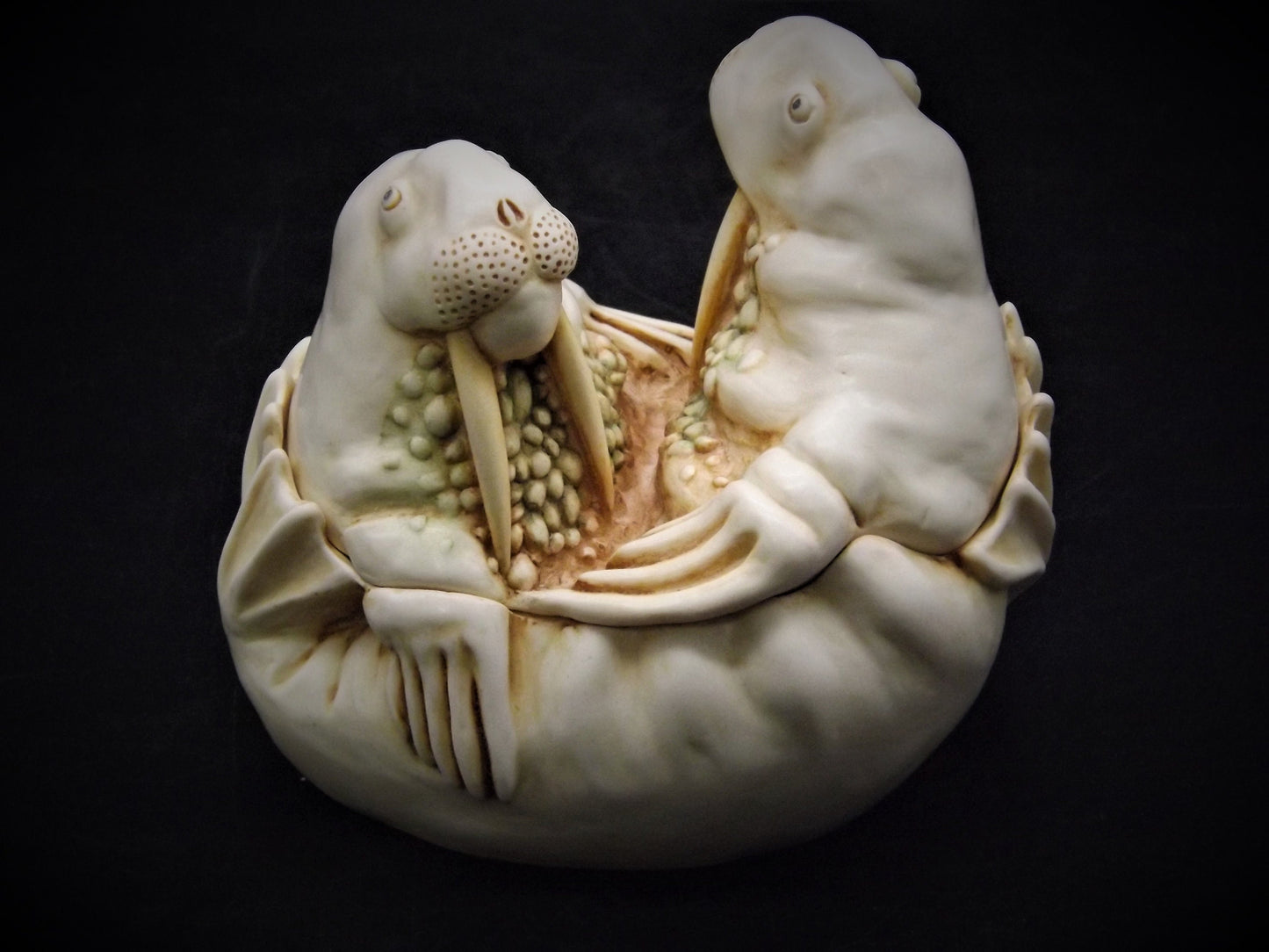 1991 Harmony Kingdom TJLWA "Tea for Two" Treasure Jest Figurine. Retired.