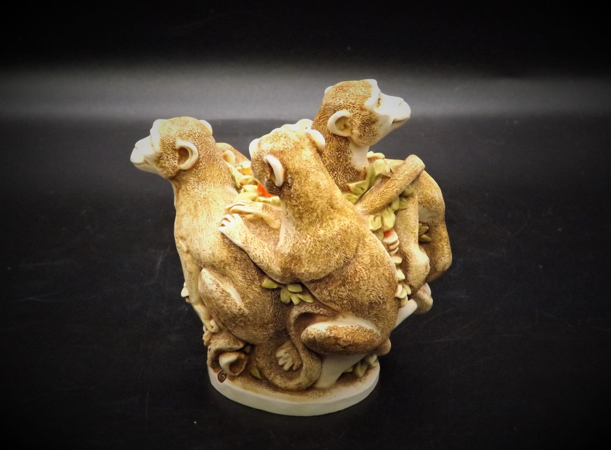 Harmony Kingdom Monkey Figurine: Family Reunion Treasure Jest, Limited Edition