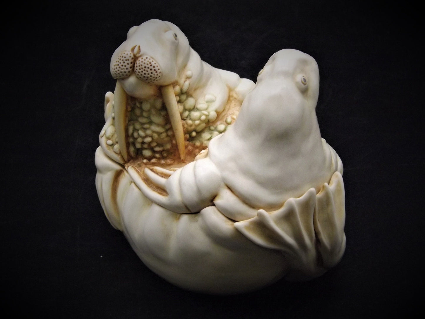 1991 Harmony Kingdom TJLWA "Tea for Two" Treasure Jest Figurine. Retired.