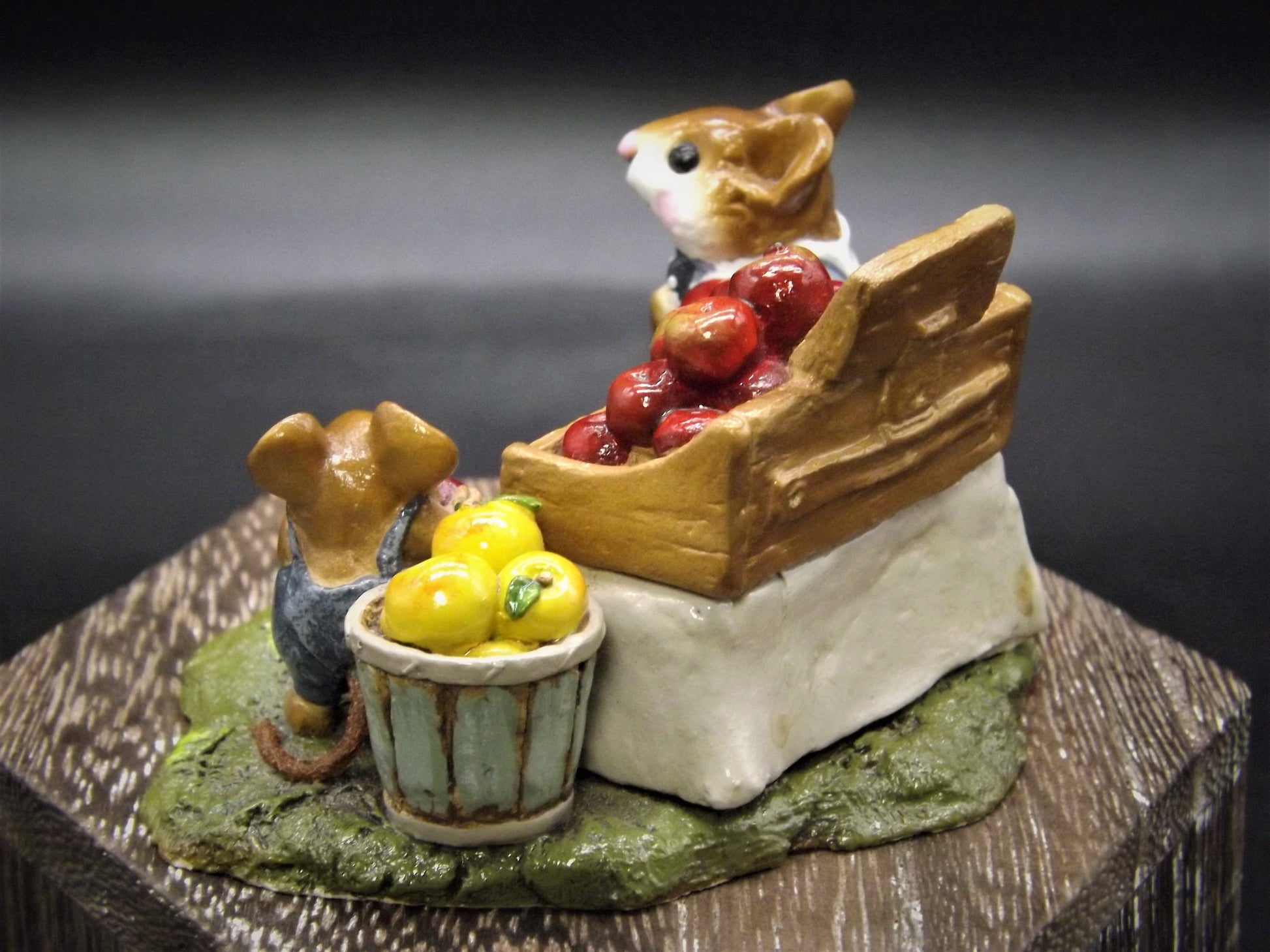 Vintage Wee Forest Folk Figurine: Adam's Apples Mouse Farmers Stand