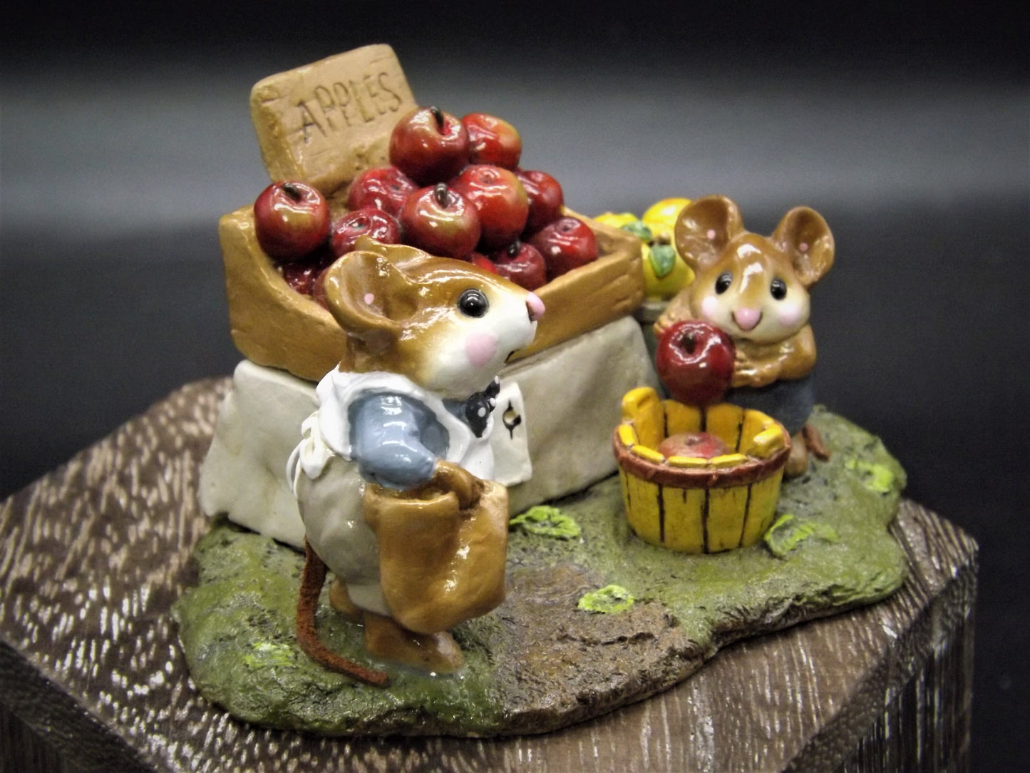 Vintage Wee Forest Folk Figurine: Adam's Apples Mouse Farmers Stand