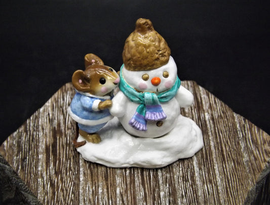 Vintage 1992 M-188 Wee Forest Folk "Snow Buddies" Hand Painted Mouse building a snowman.