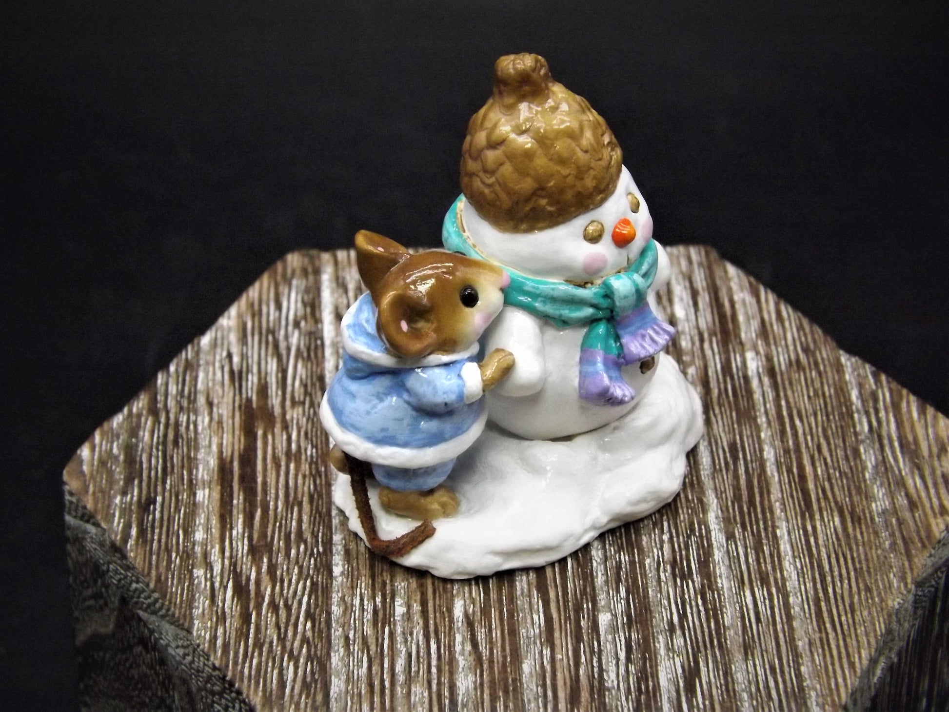 Vintage 1992 M-188 Wee Forest Folk "Snow Buddies" Hand Painted Mouse building a snowman.
