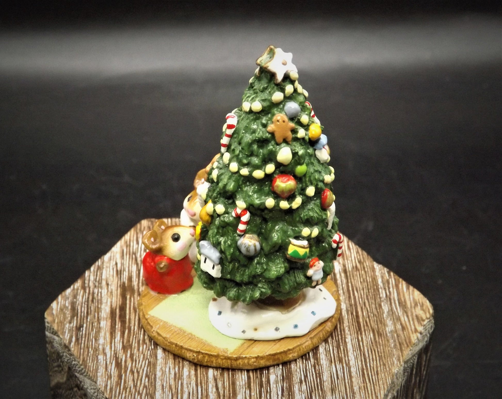 Vintage 1985 M-123 Wee Forest Folk "Under the Chris-Mouse Tree" Hand Painted Mice with a Decorated Christmas Tree.