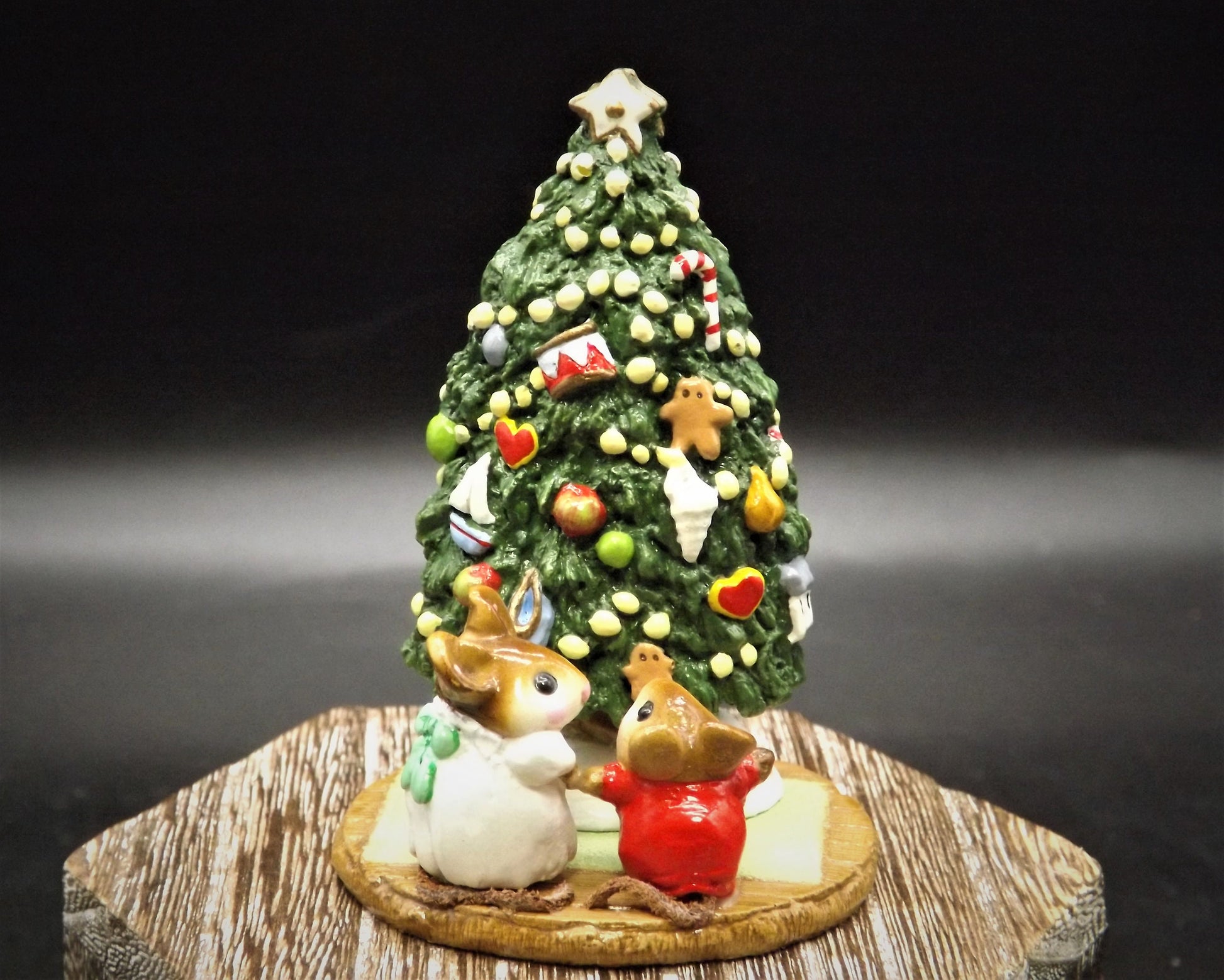 Vintage 1985 M-123 Wee Forest Folk "Under the Chris-Mouse Tree" Hand Painted Mice with a Decorated Christmas Tree.