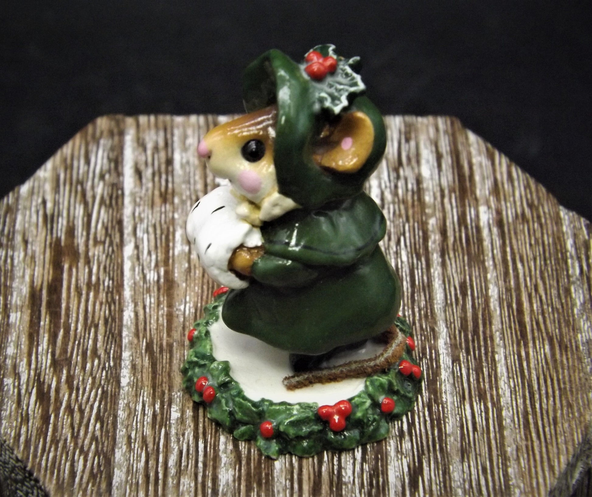 Vintage 1987 Wee Forest Folk "Miss Noel" Christmas Mouse Figurine
