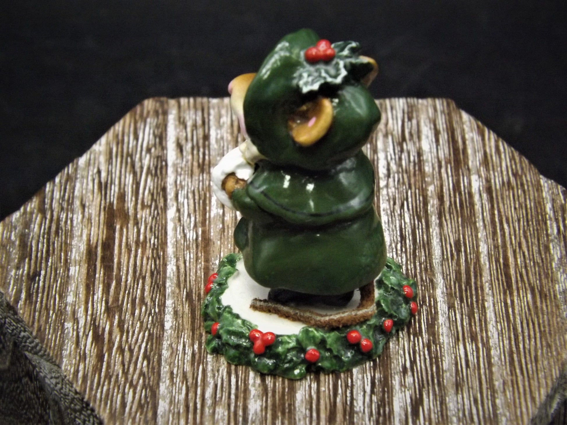 Vintage 1987 Wee Forest Folk "Miss Noel" Christmas Mouse Figurine