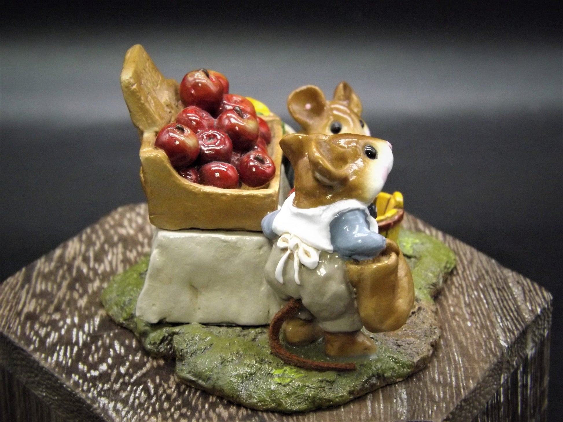 Vintage Wee Forest Folk Figurine: Adam's Apples Mouse Farmers Stand