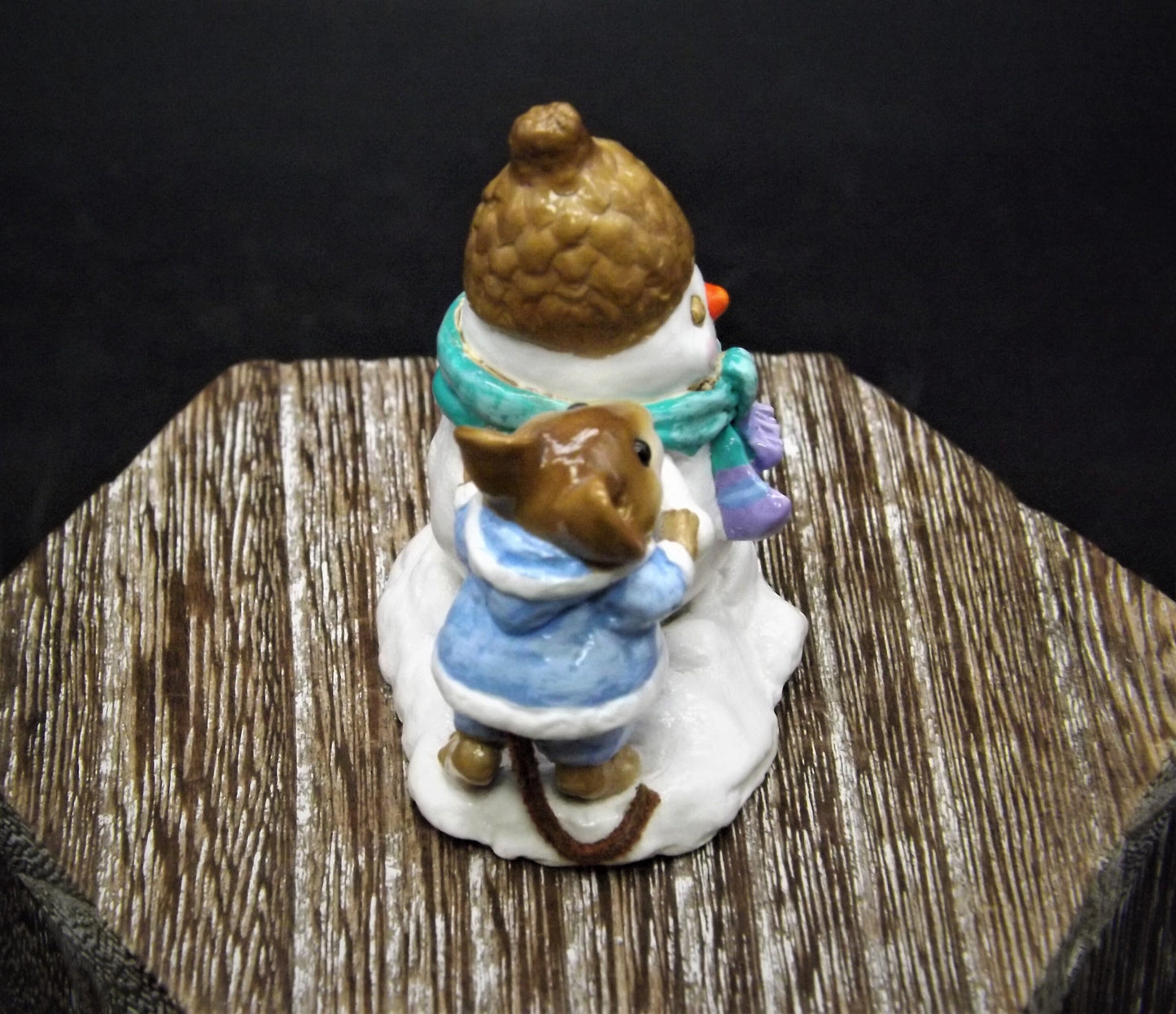Vintage 1992 M-188 Wee Forest Folk "Snow Buddies" Hand Painted Mouse building a snowman.