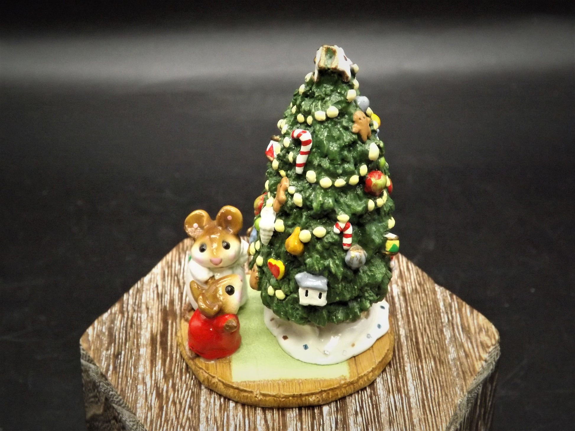 Vintage 1985 M-123 Wee Forest Folk "Under the Chris-Mouse Tree" Hand Painted Mice with a Decorated Christmas Tree.