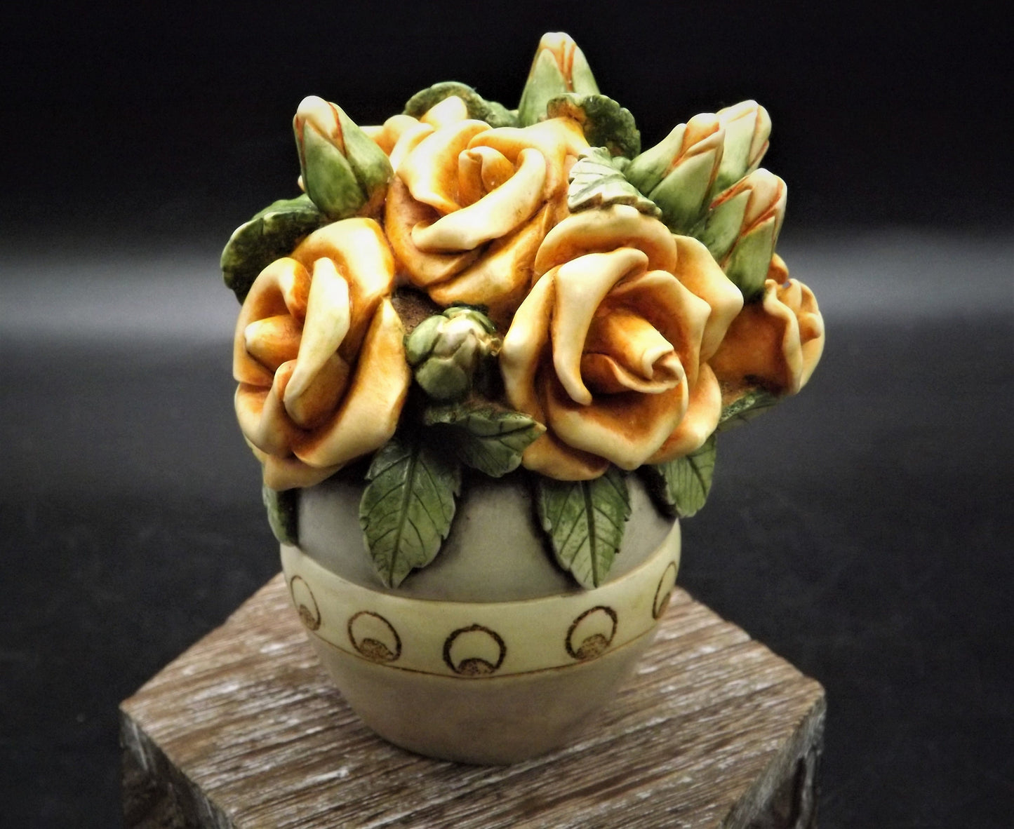 Retired Harmony Kingdom Egyptian Rose Figurine (1999) with Box & COA