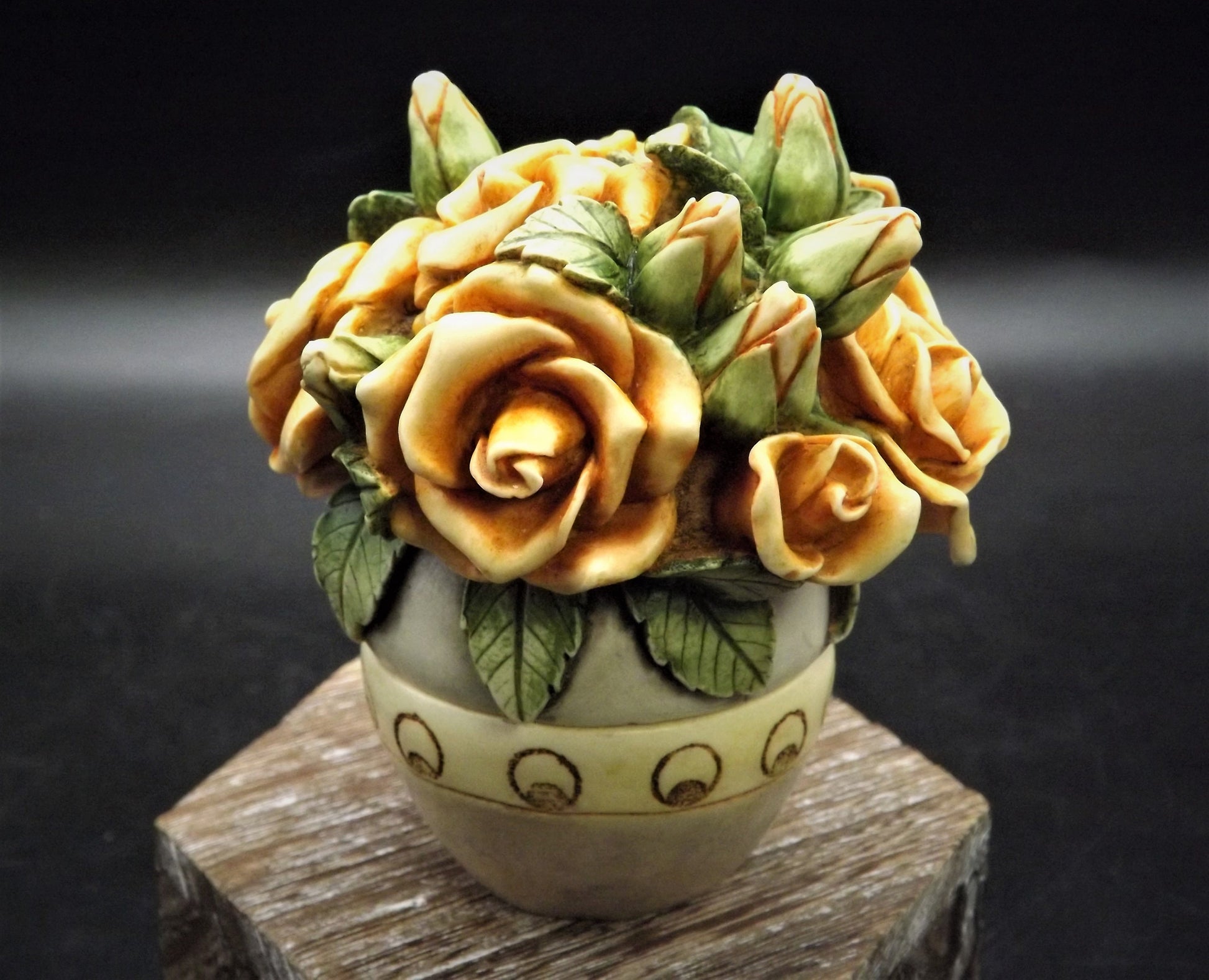 Retired Harmony Kingdom Egyptian Rose Figurine (1999) with Box & COA