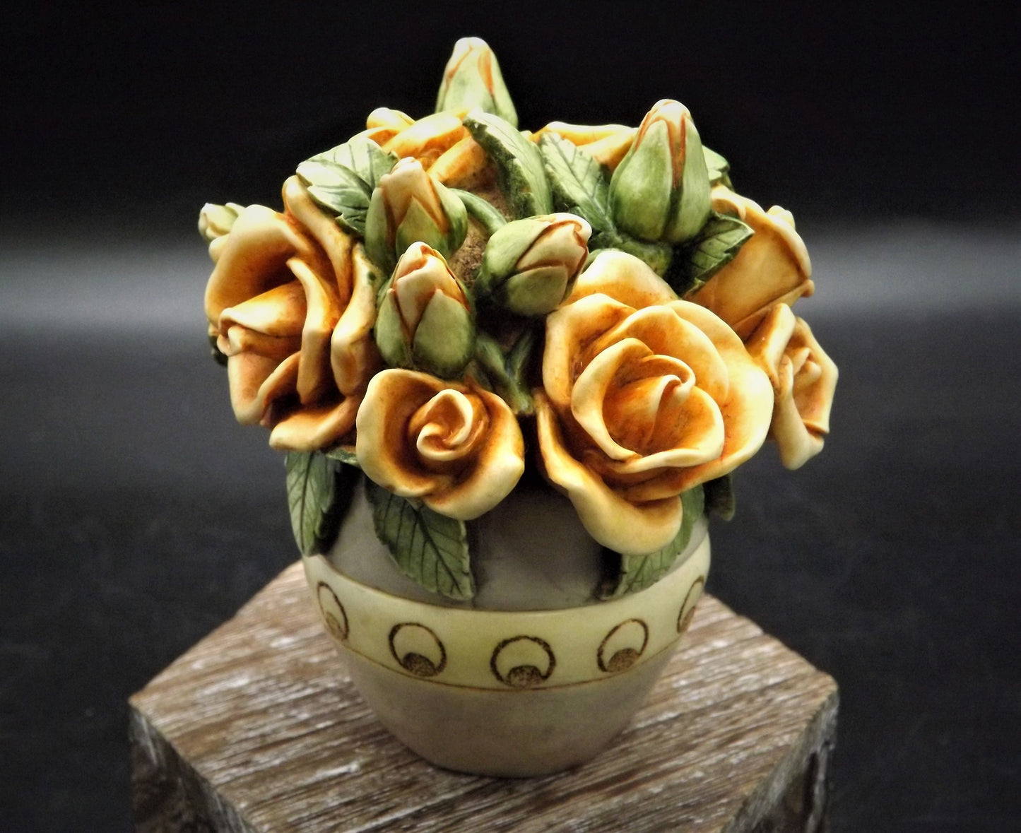 Retired Harmony Kingdom Egyptian Rose Figurine (1999) with Box & COA