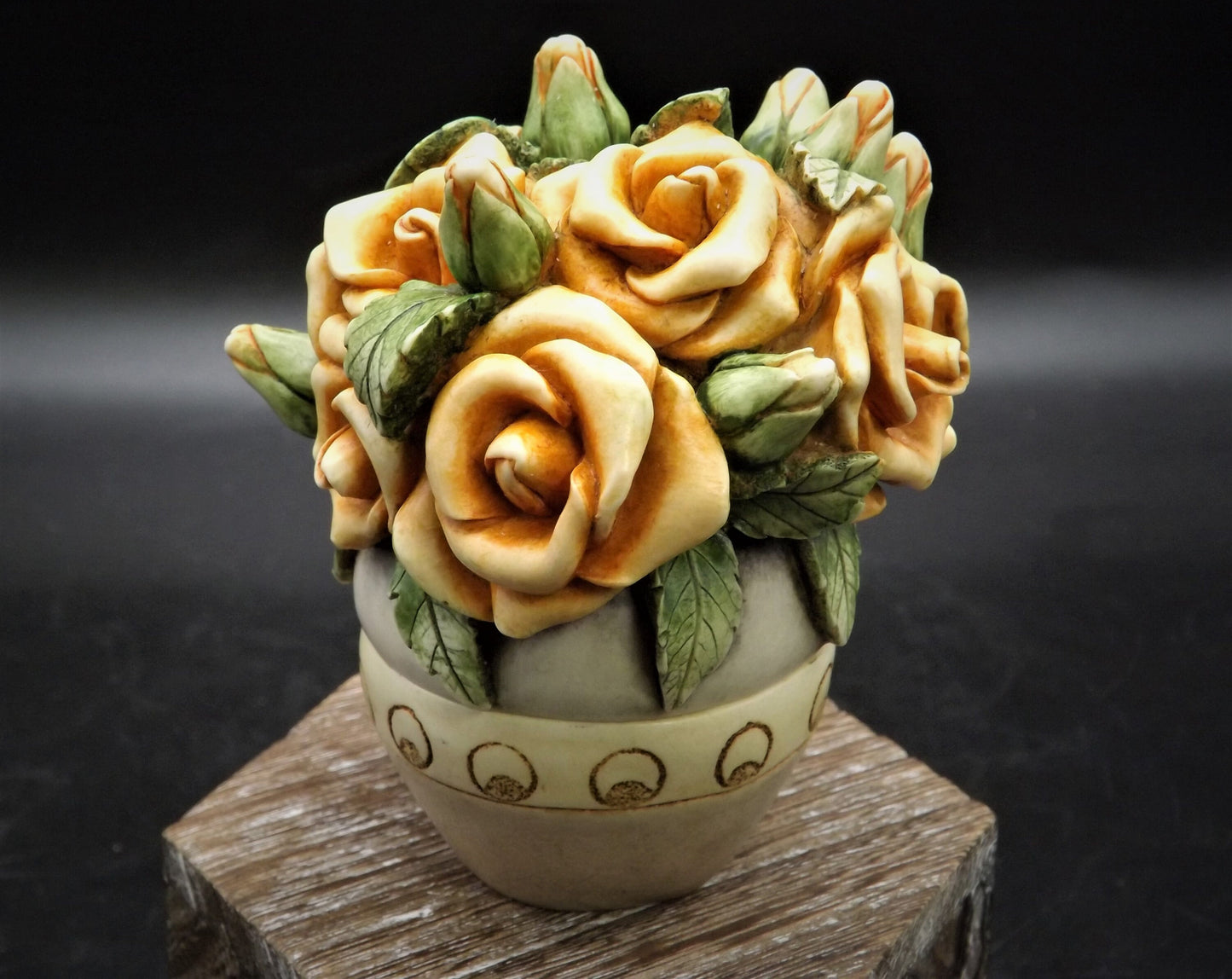 Retired Harmony Kingdom Egyptian Rose Figurine (1999) with Box & COA