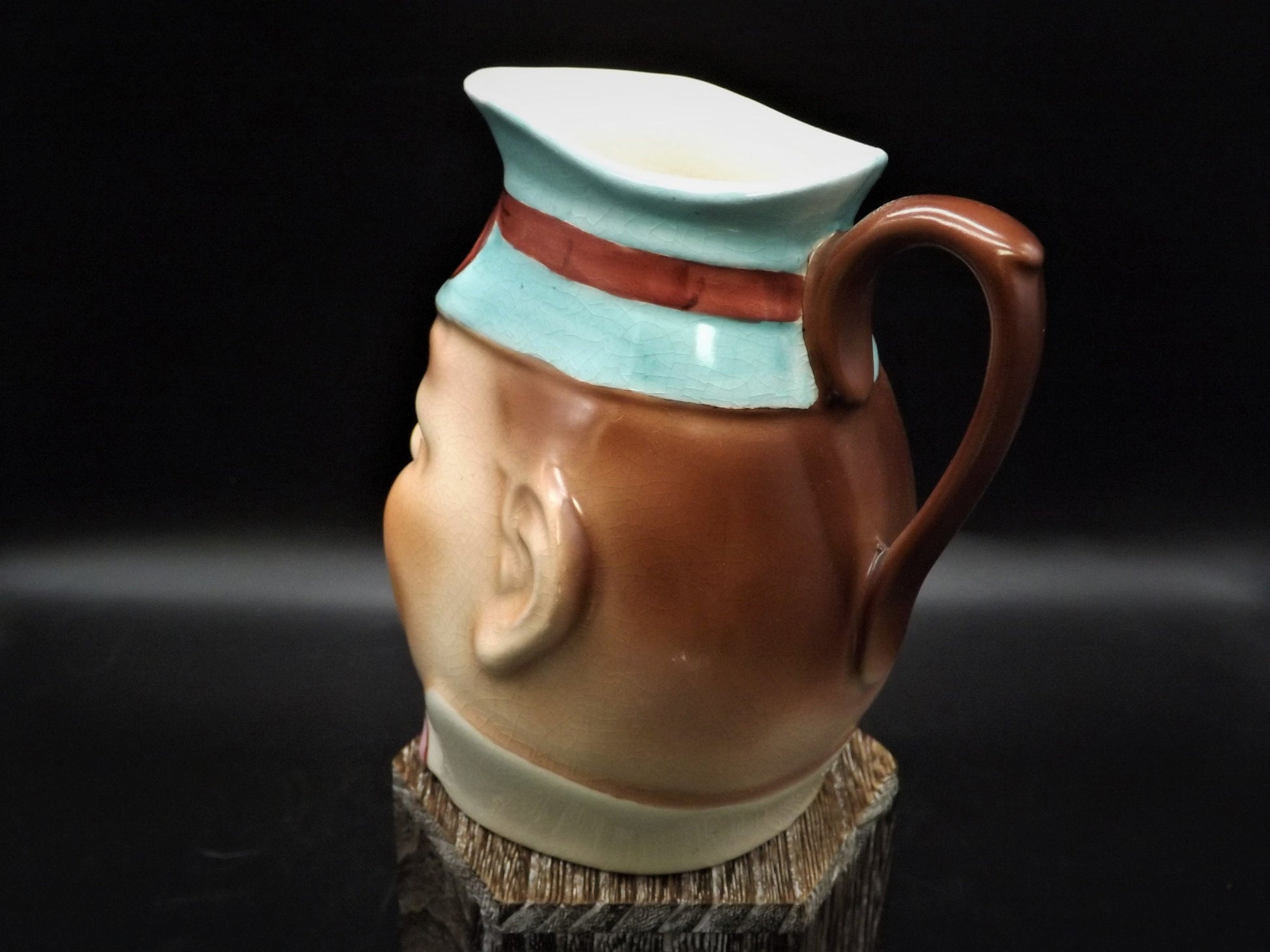 Sarreguermines Majolica Pitcher: 1880s Bow-Tied Gentleman