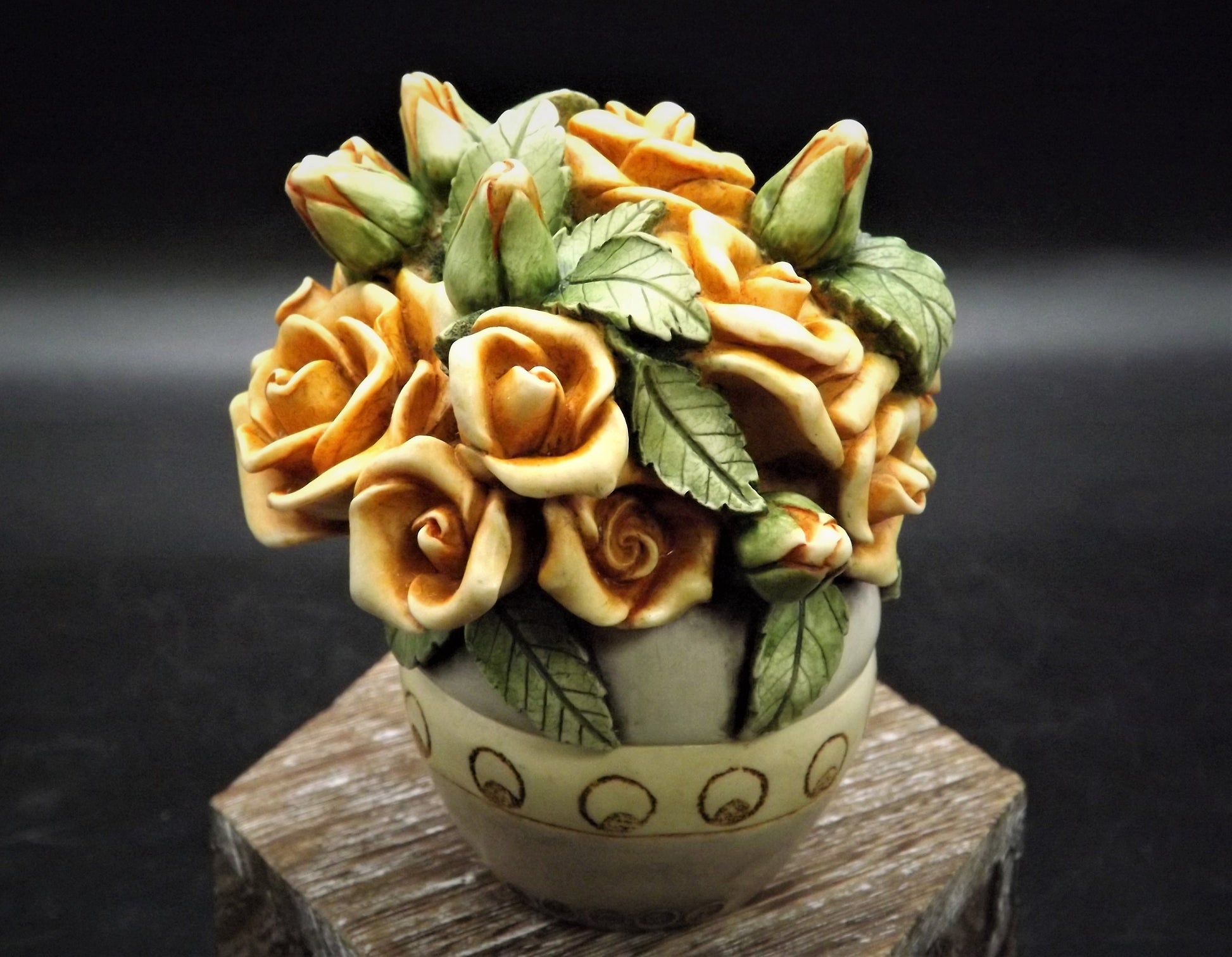 Retired Harmony Kingdom Egyptian Rose Figurine (1999) with Box & COA