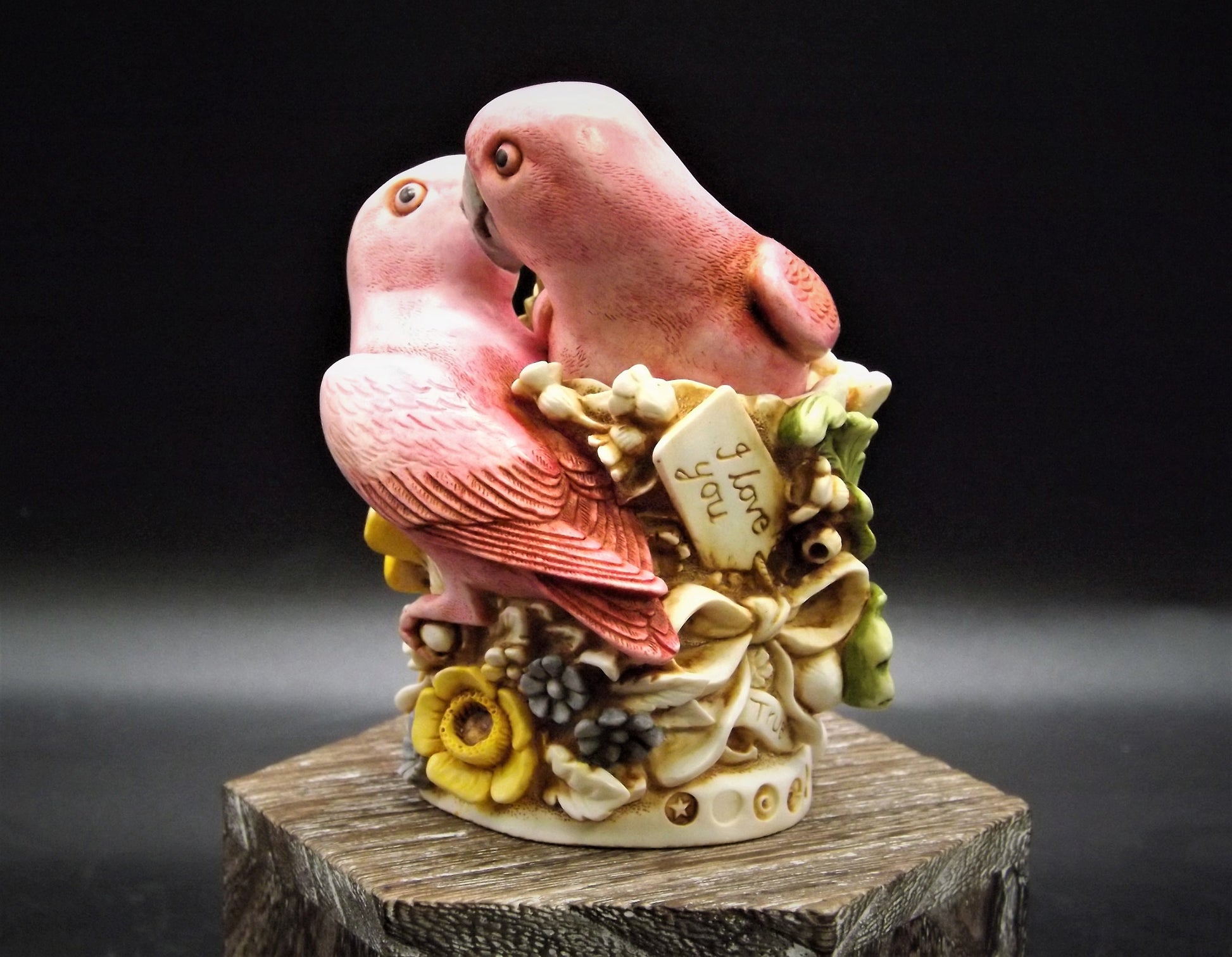 Harmony Kingdom Love Nest Figurine: 1998 Romance Annual TJSER98