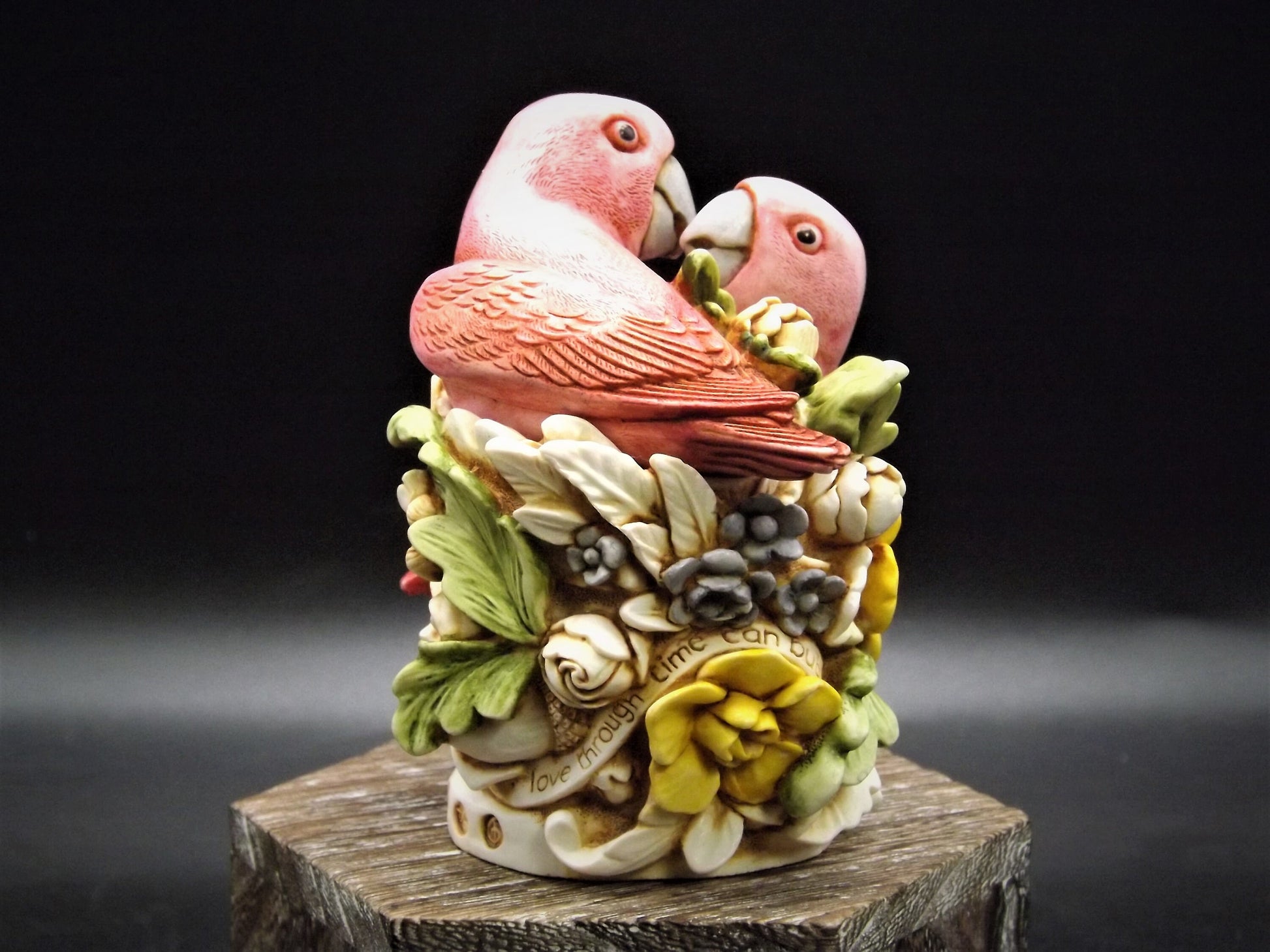 Harmony Kingdom Love Nest Figurine: 1998 Romance Annual TJSER98