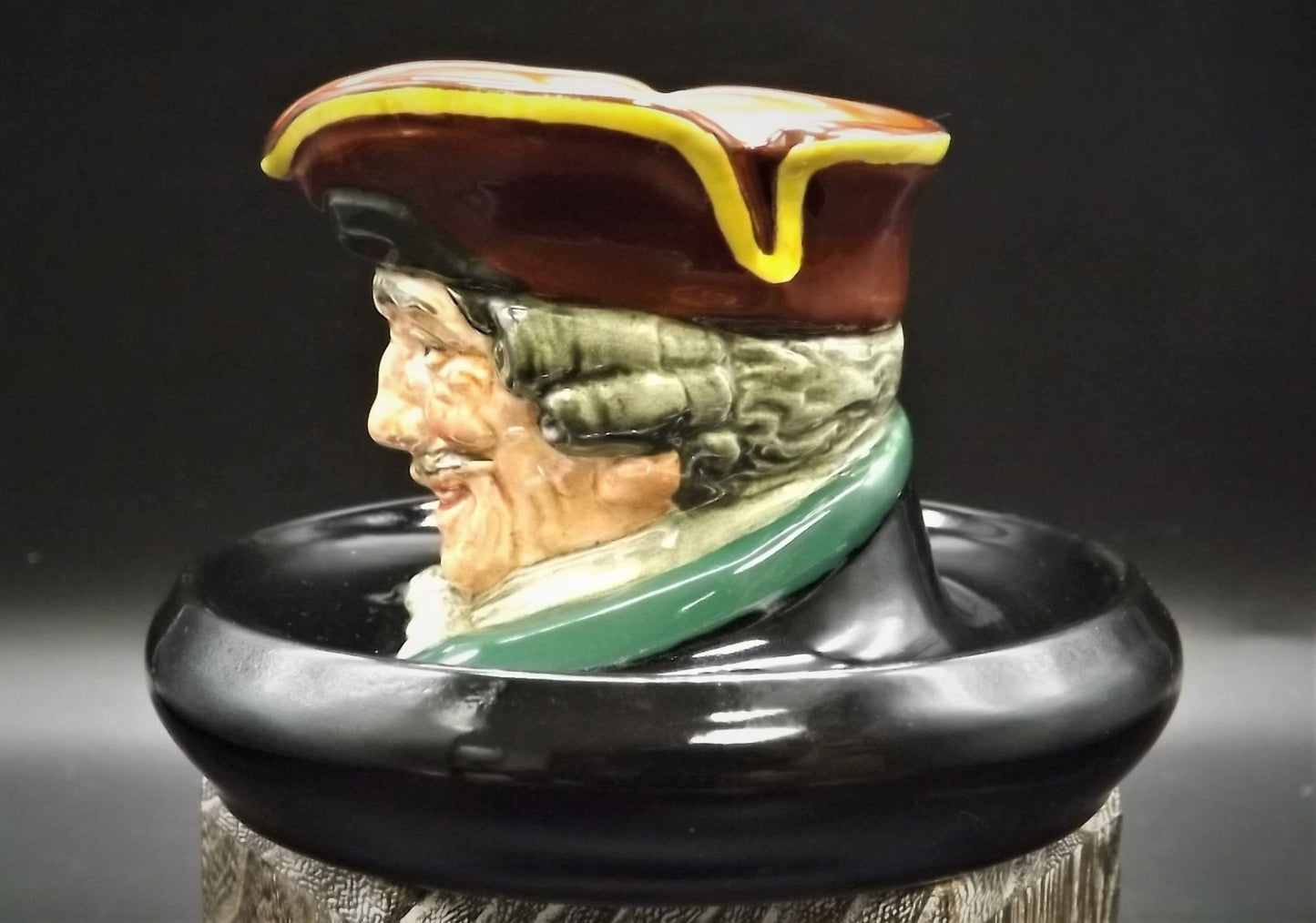 Vintage 1930's Royal Doulton Doultonville Collection Character jug D-5601 "Dick Turpin" Match holder ashtray. Excellent condition no box.