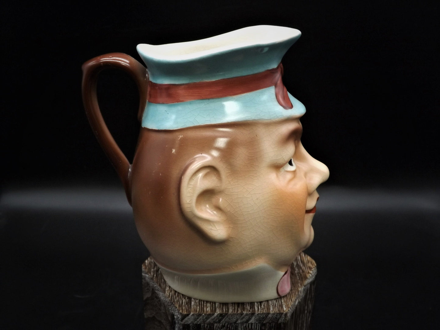 Sarreguermines Majolica Pitcher: 1880s Bow-Tied Gentleman