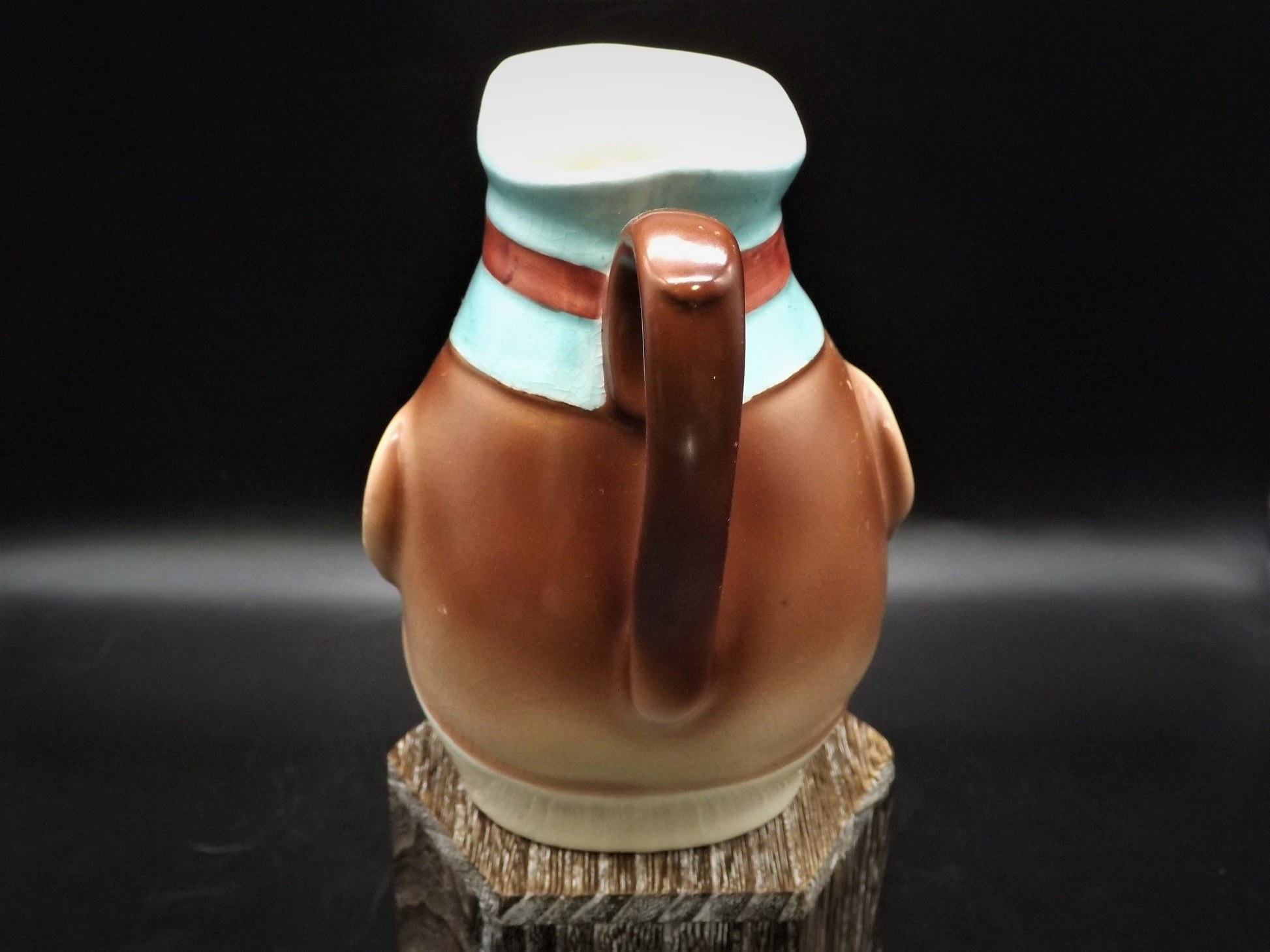 Sarreguermines Majolica Pitcher: 1880s Bow-Tied Gentleman